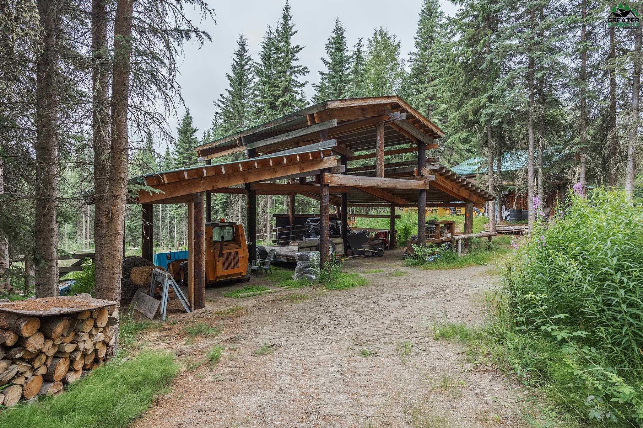 1825 WOODBINE DRIVE
