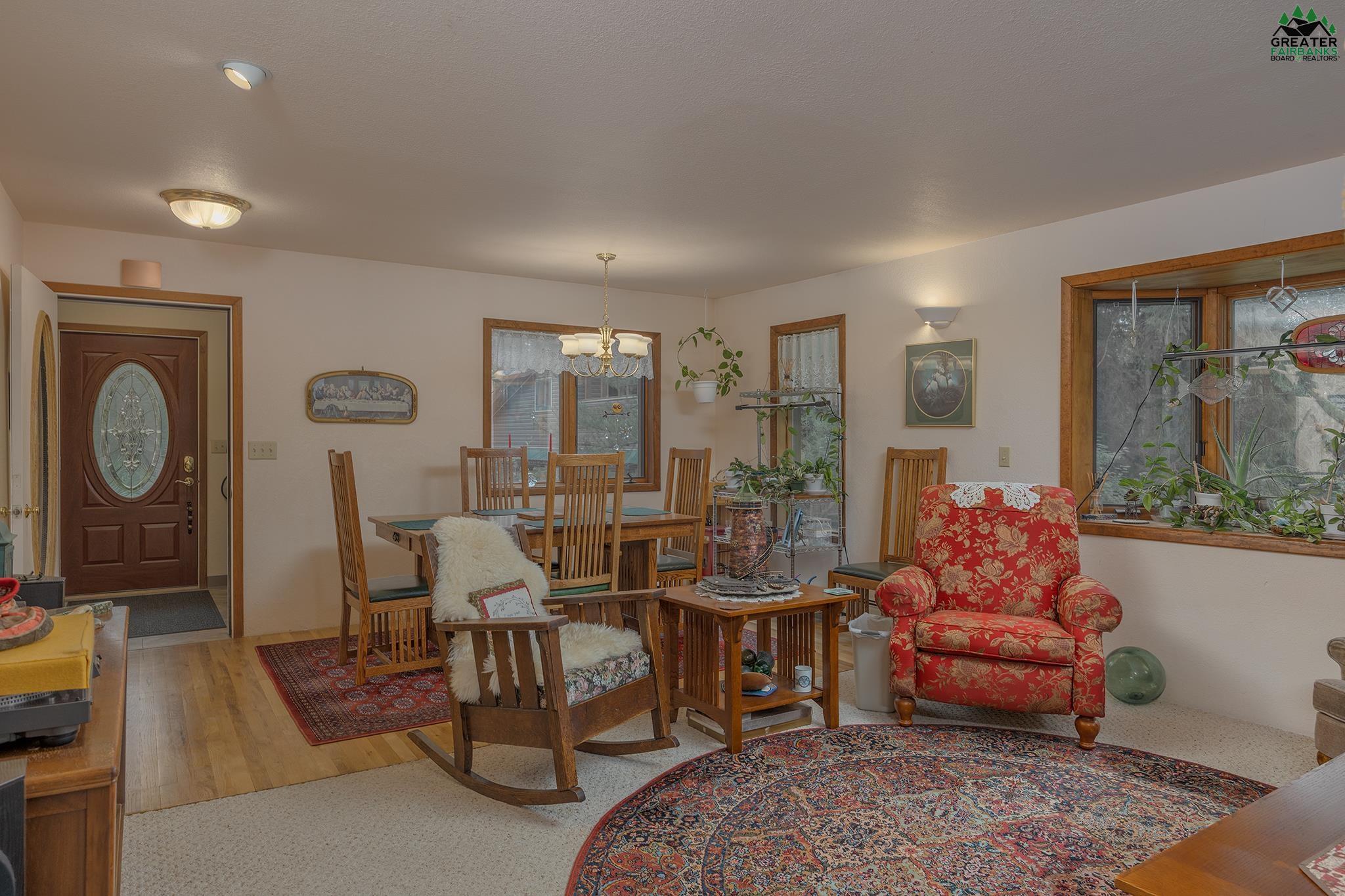 1825 WOODBINE DRIVE