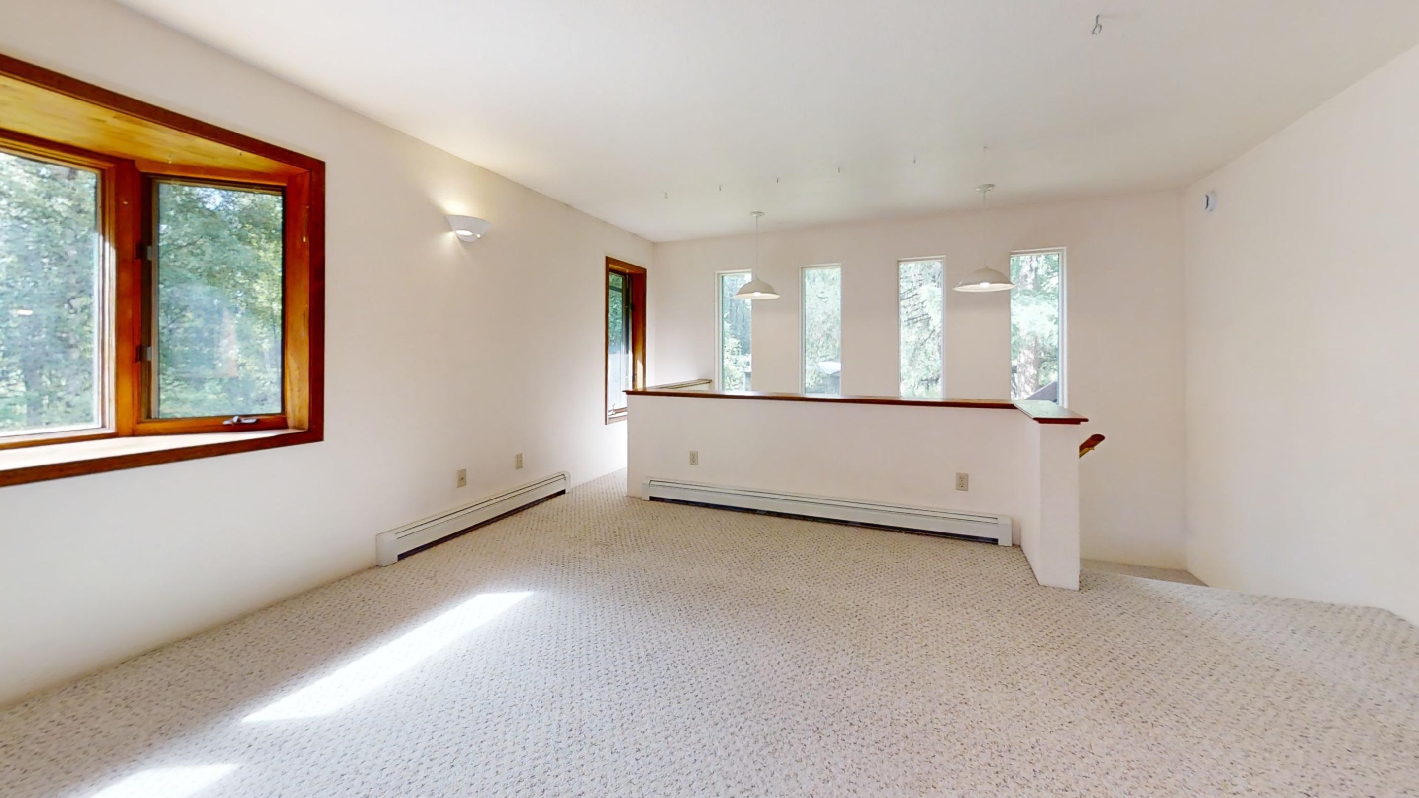 1825 WOODBINE DRIVE