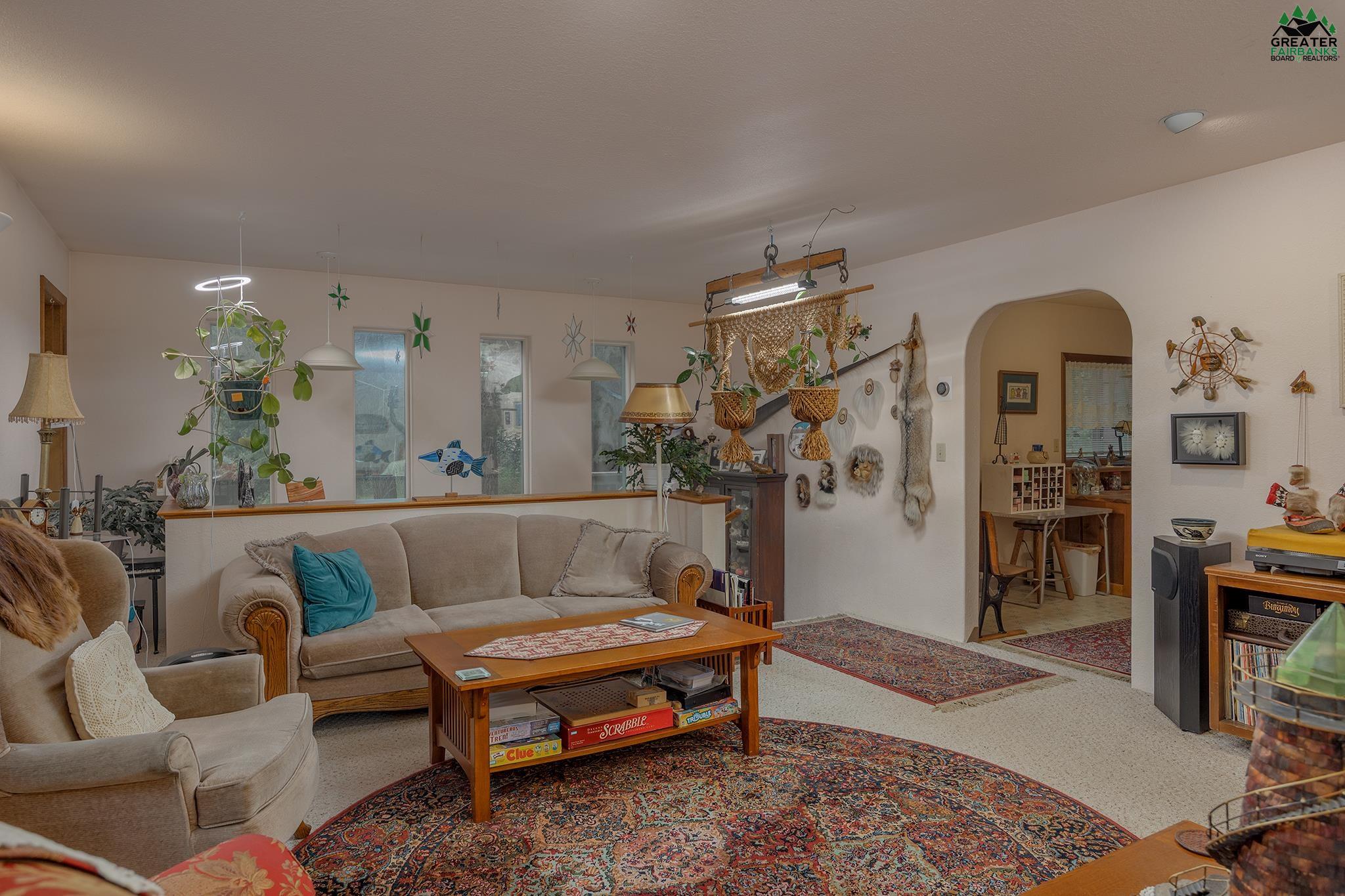 1825 WOODBINE DRIVE