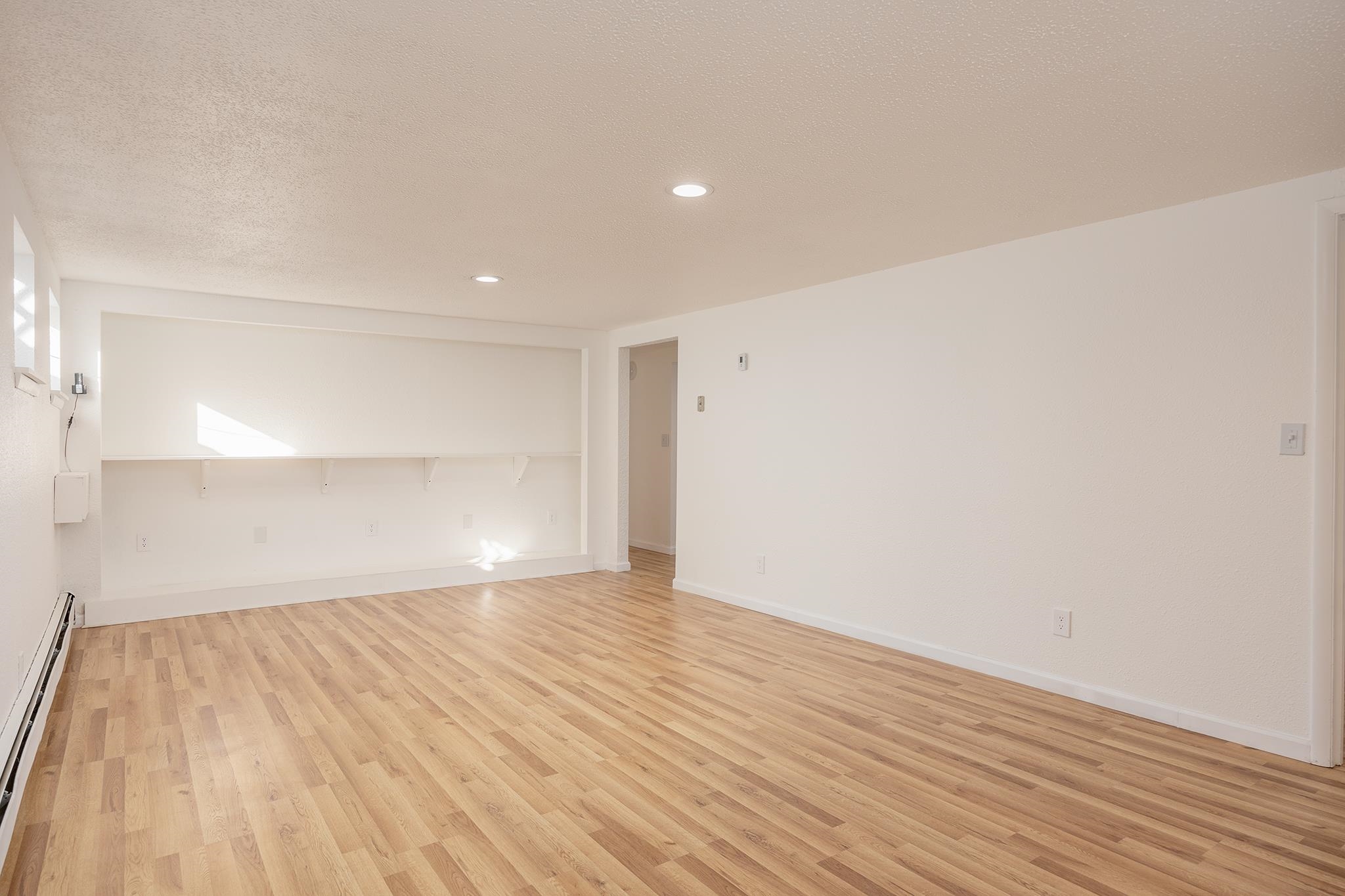107 E 8TH AVENUE