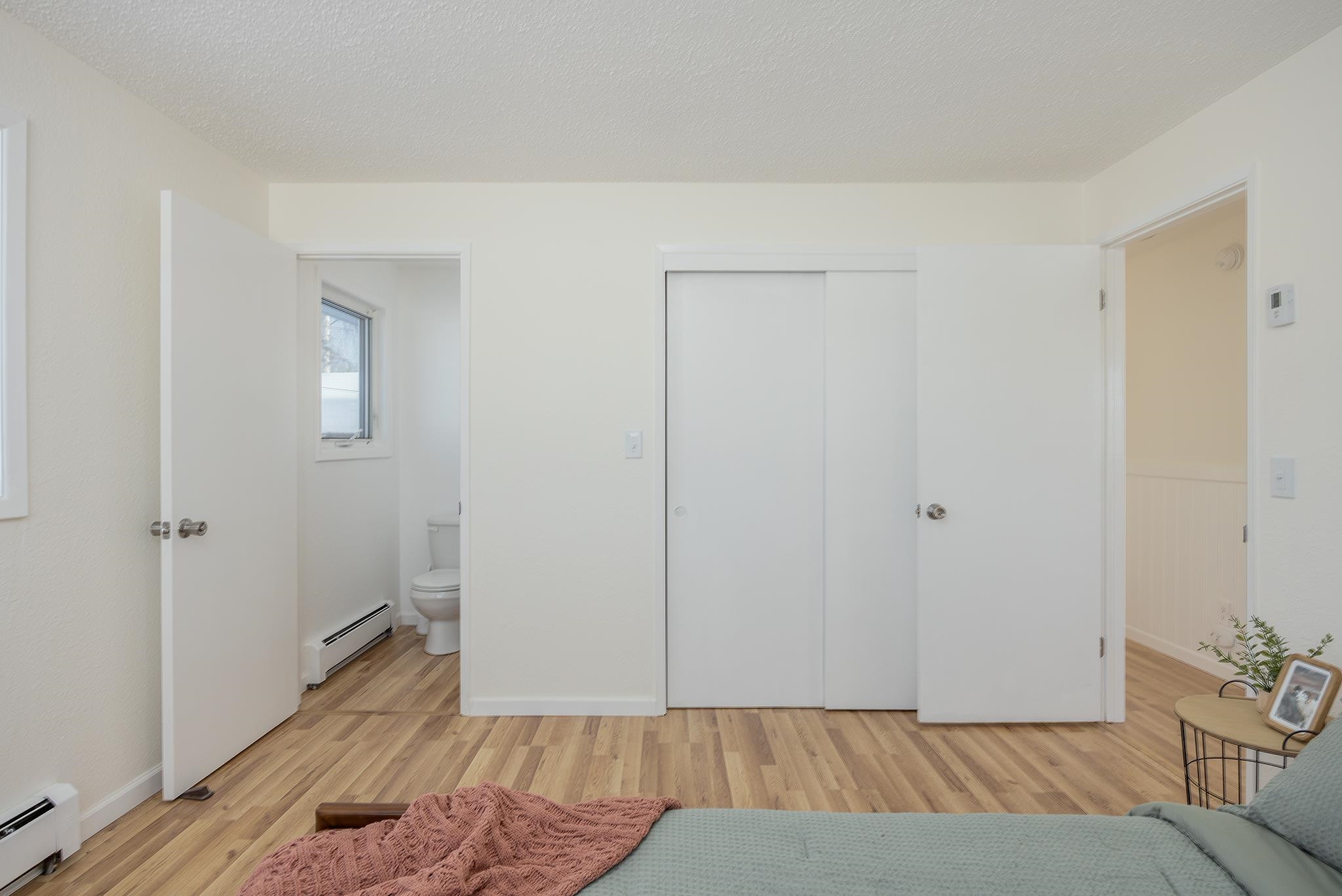 107 E 8TH AVENUE