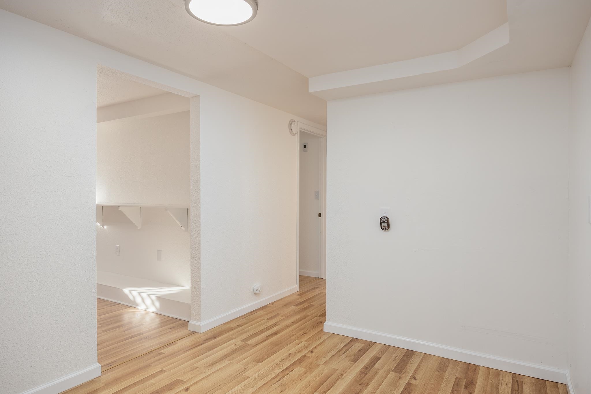 107 E 8TH AVENUE