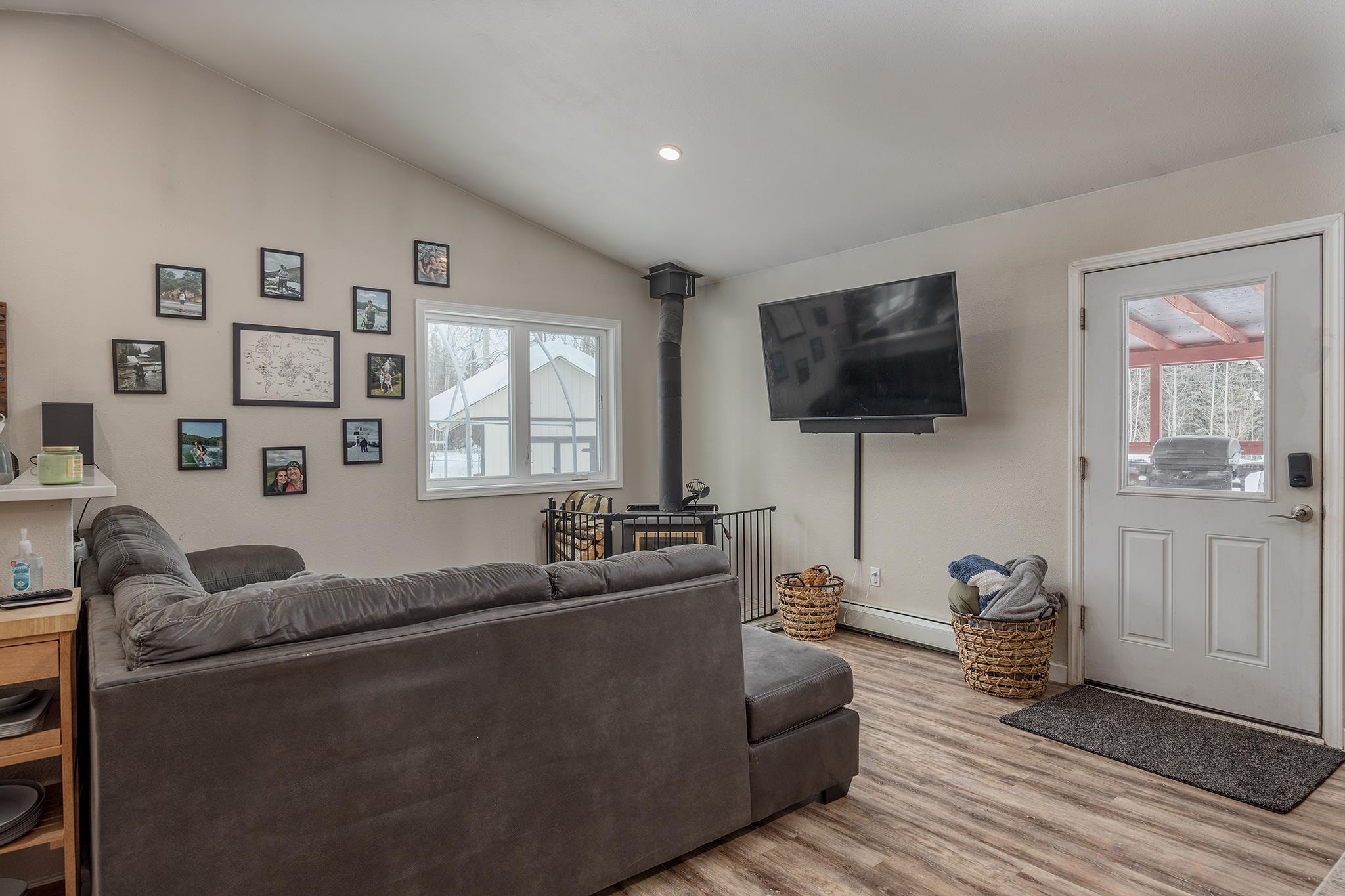 1211 MARSH LAUREL AVENUE