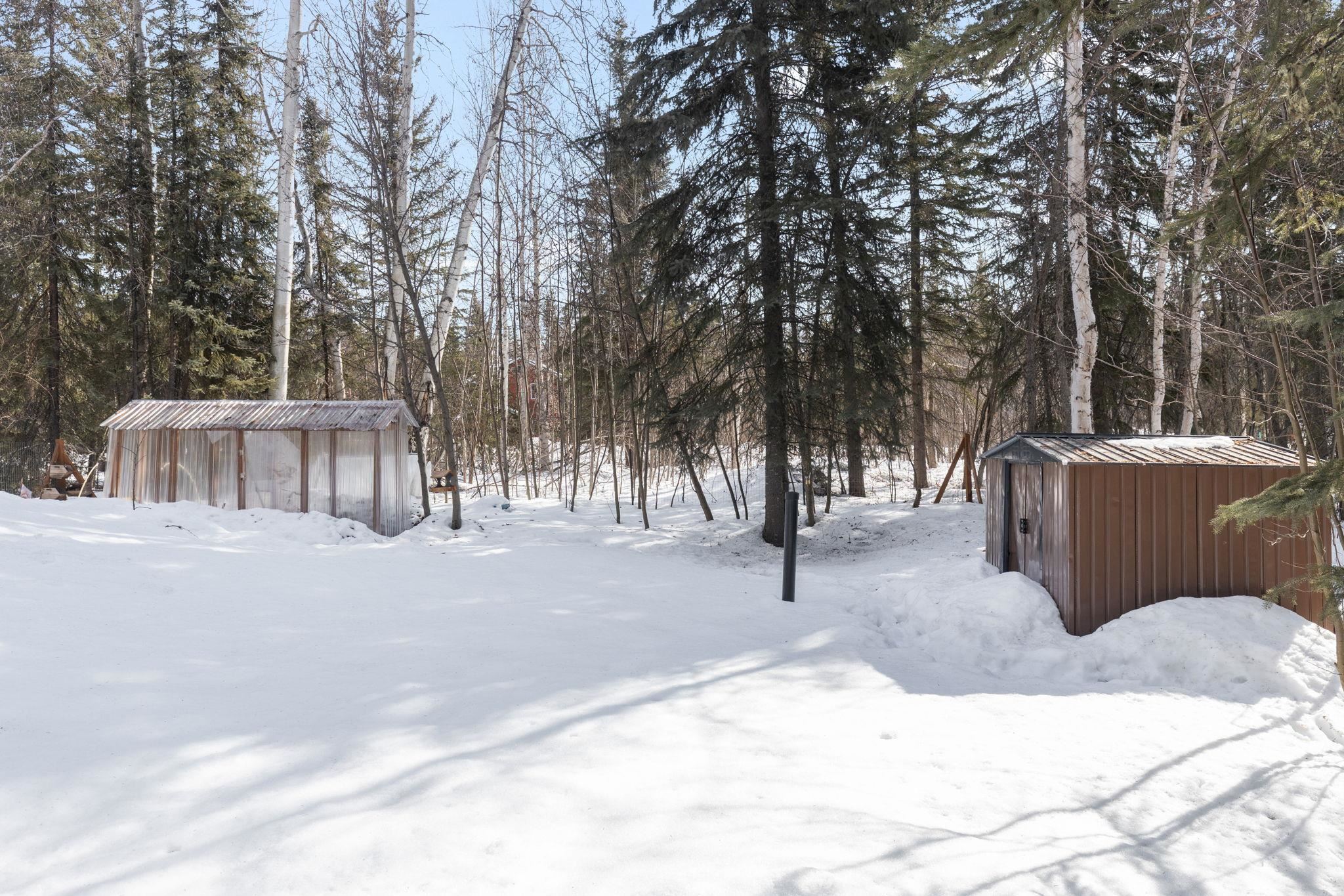 1100 CHICKADEE LOOP