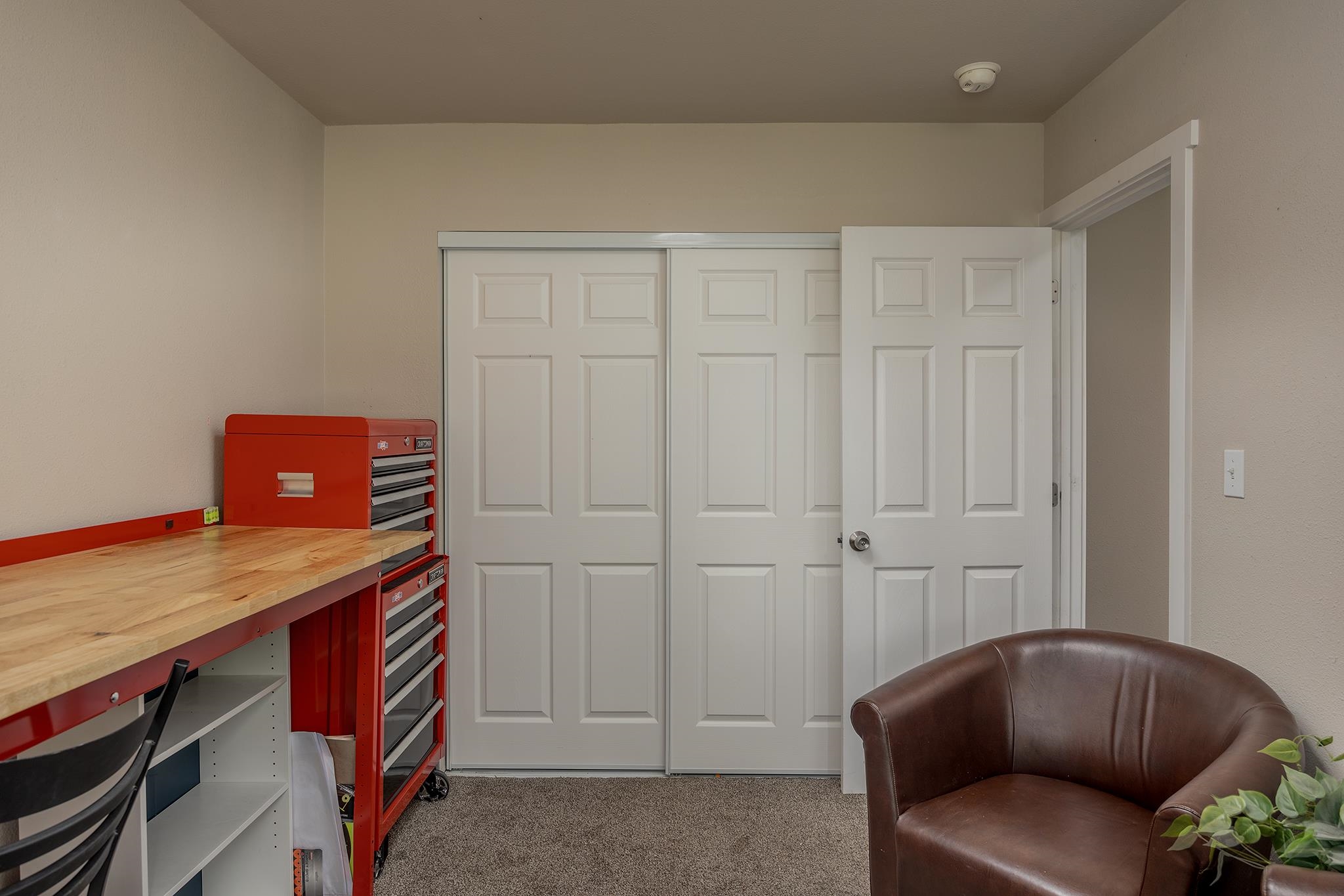 2726 PERIMETER DRIVE