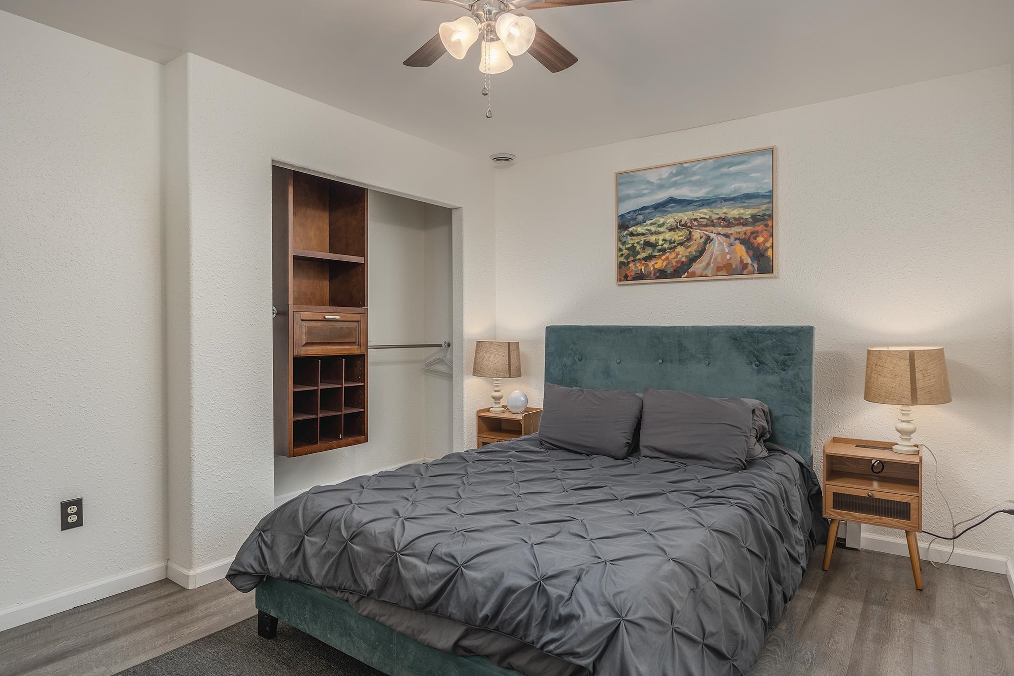 2354 SUNFLOWER LOOP