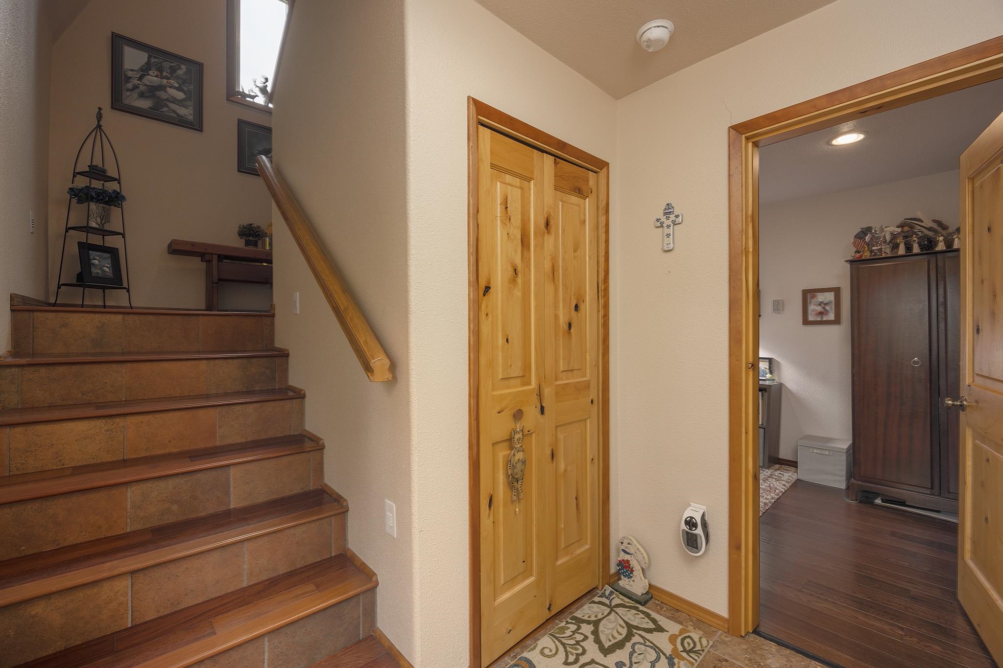 1054 GOLD MINE TRAIL
