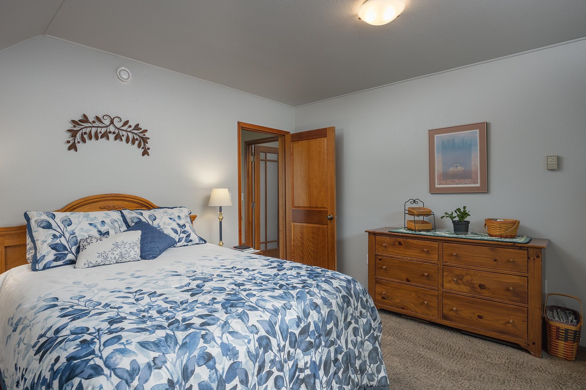 1054 GOLD MINE TRAIL
