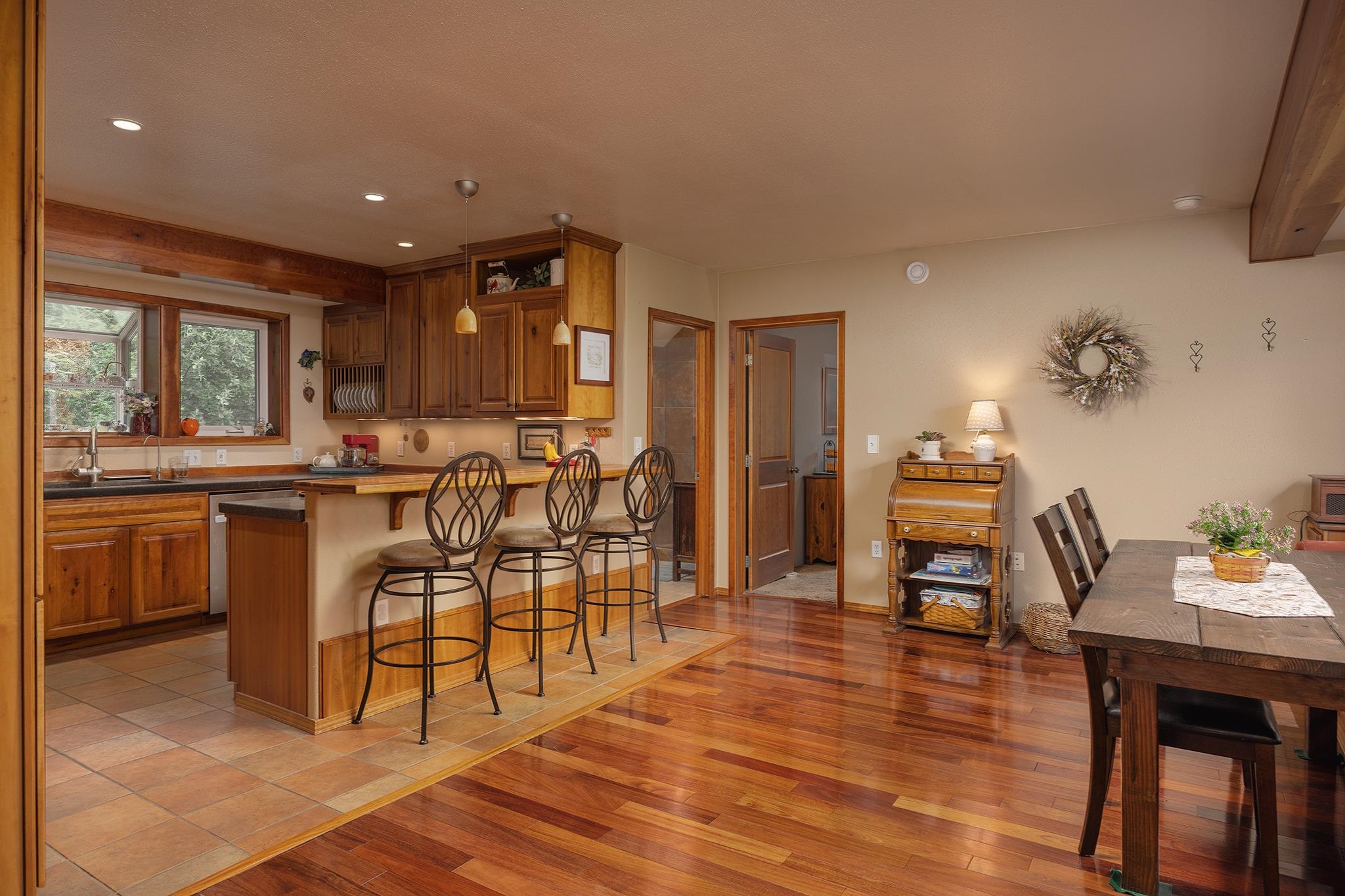 1054 GOLD MINE TRAIL