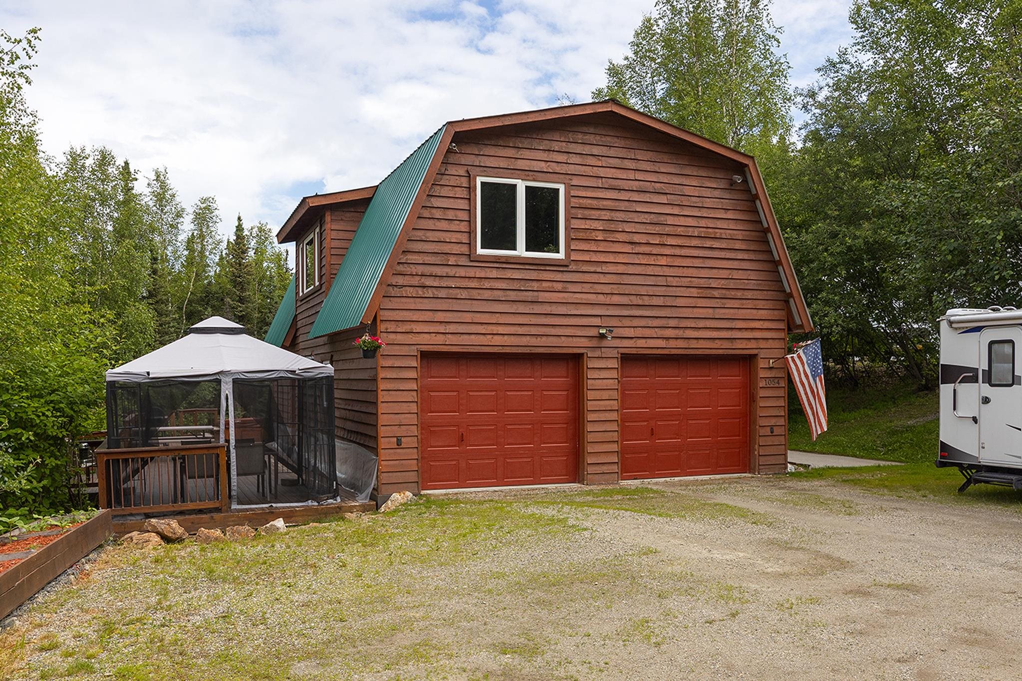 1054 GOLD MINE TRAIL