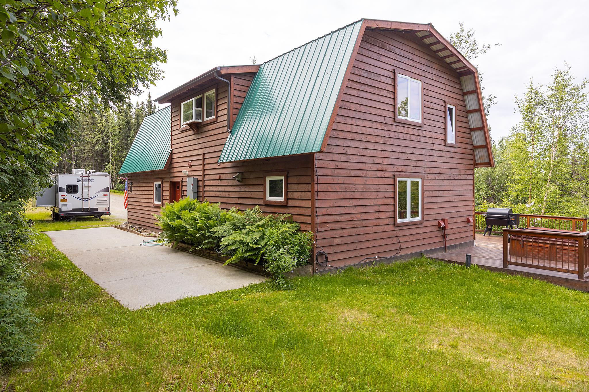 1054 GOLD MINE TRAIL