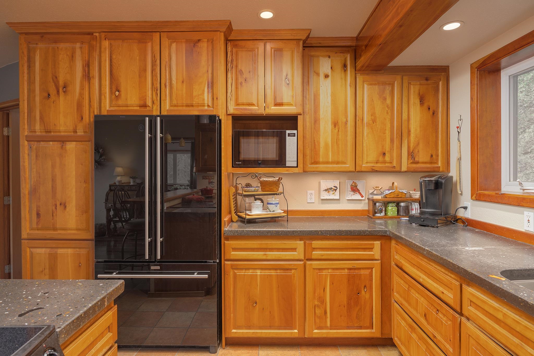 1054 GOLD MINE TRAIL
