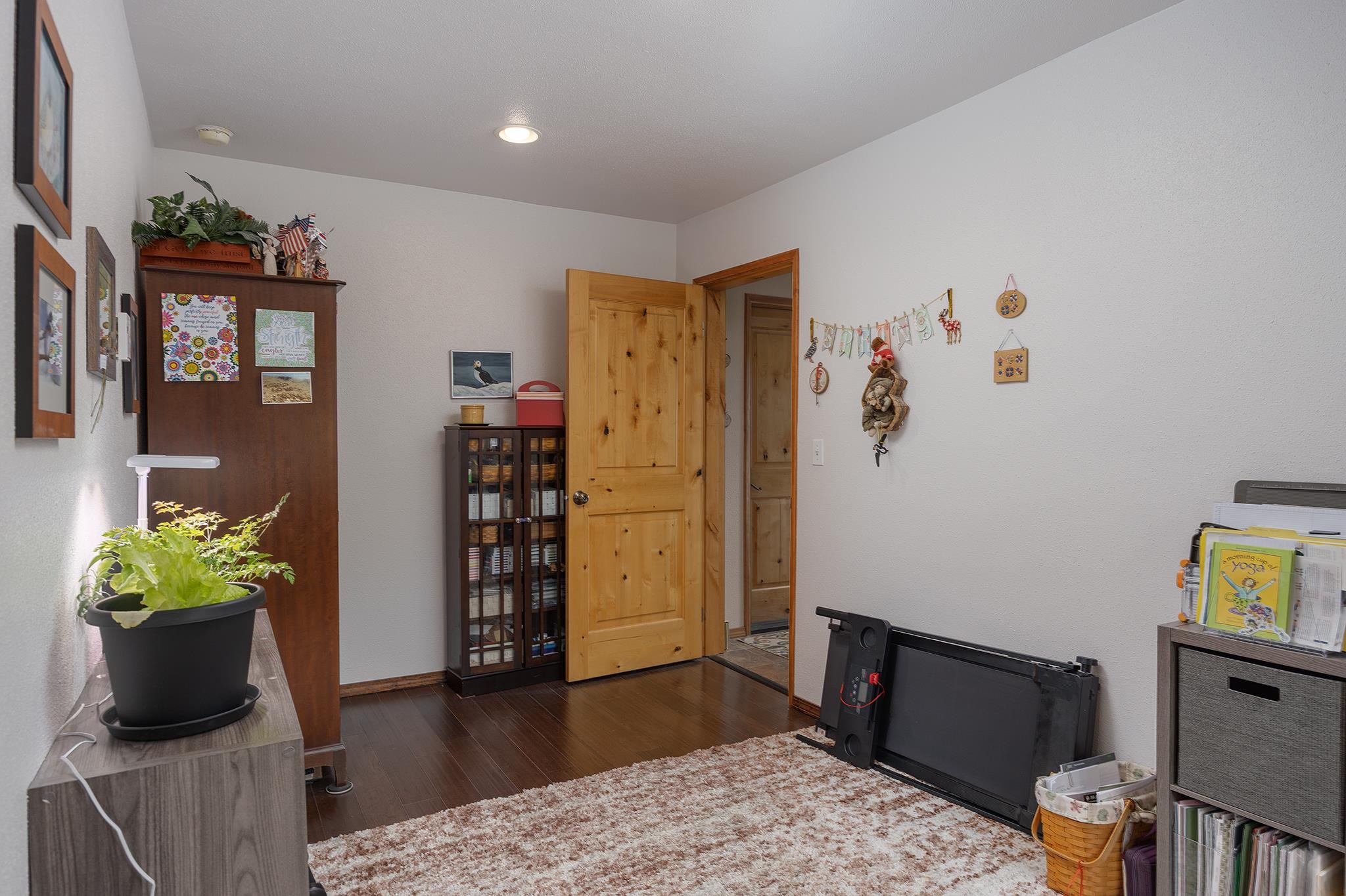 1054 GOLD MINE TRAIL