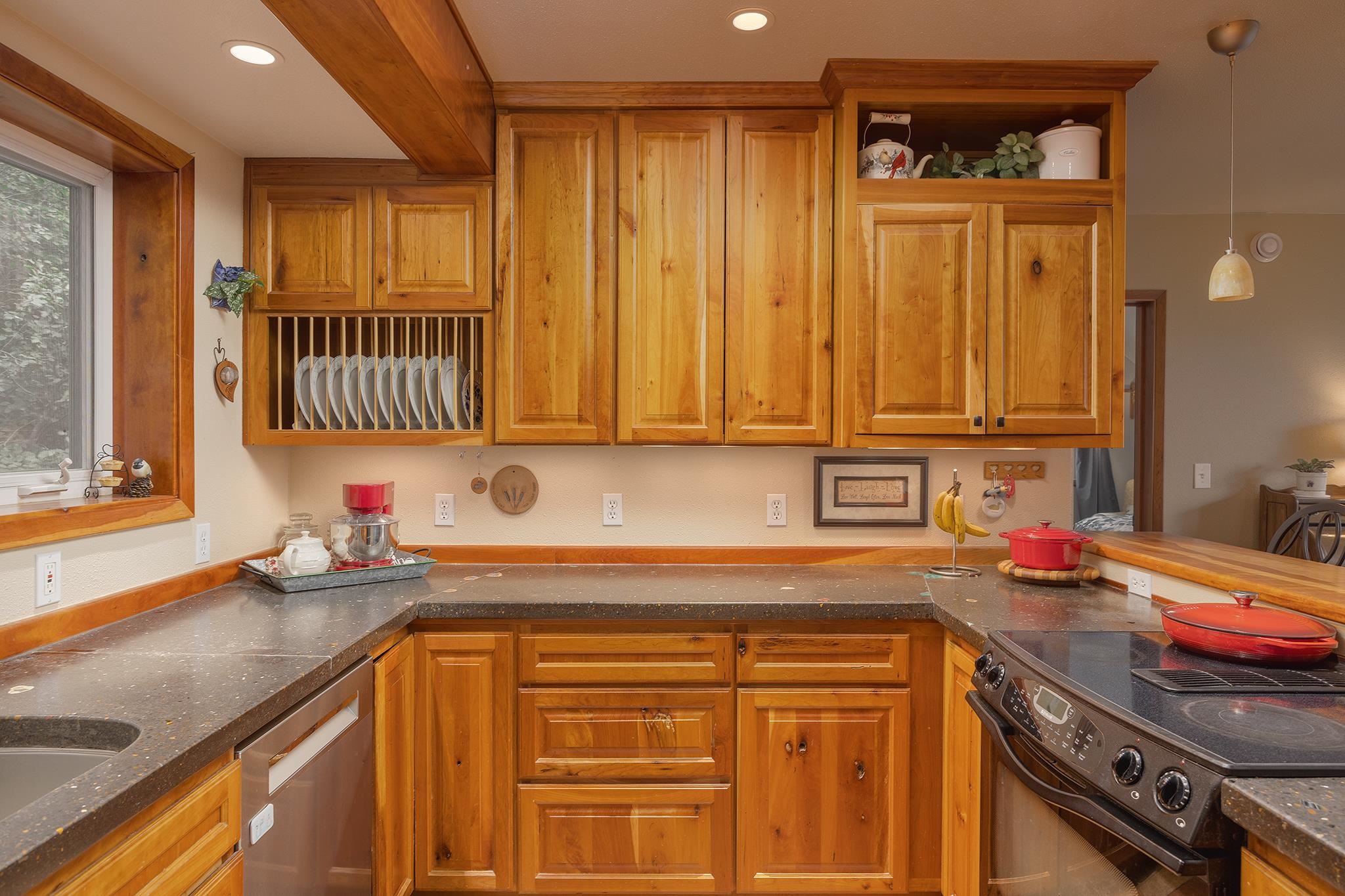 1054 GOLD MINE TRAIL