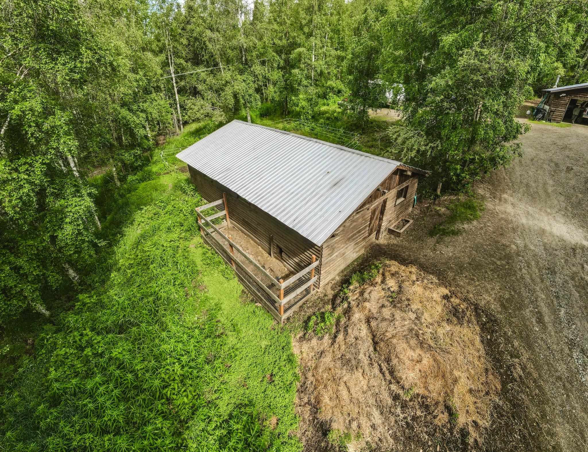 1050 GOLD MINE TRAIL