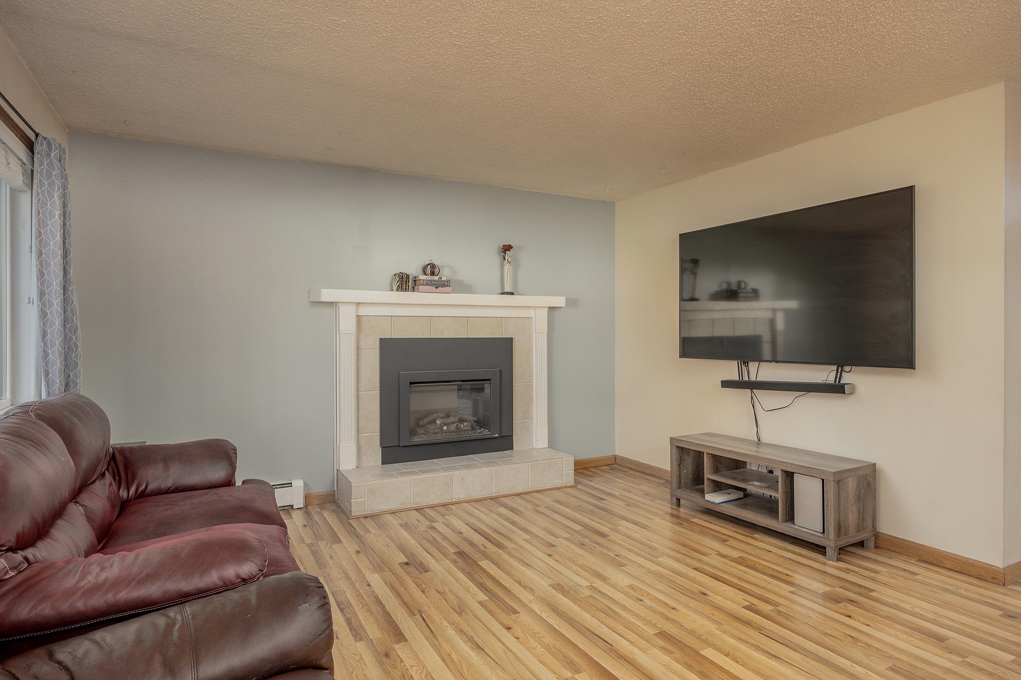 107 HICKORY DRIVE