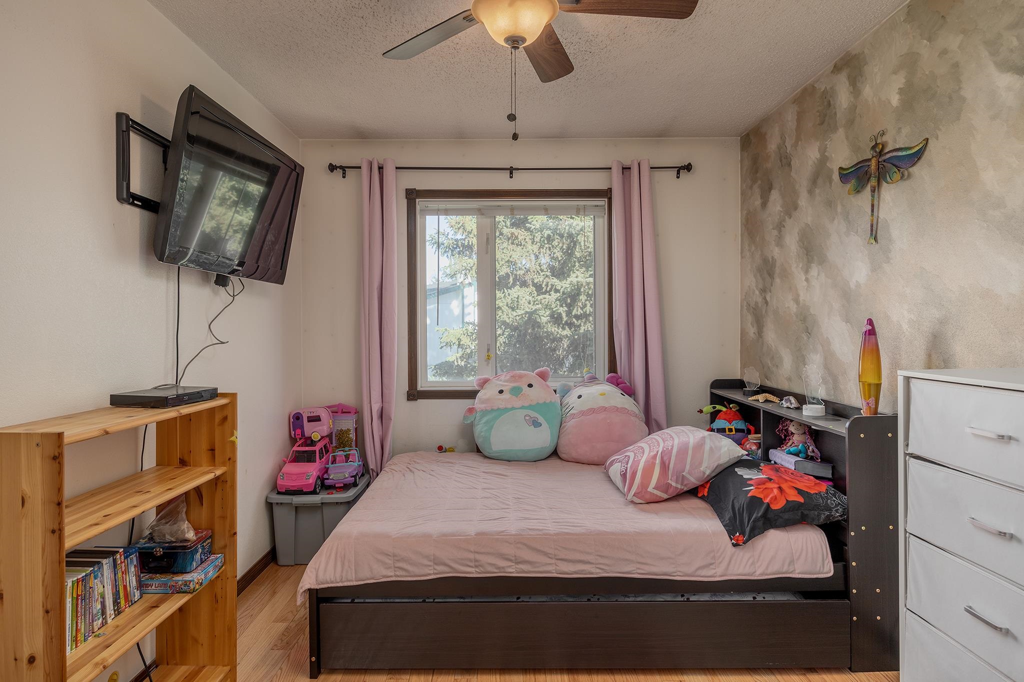 107 HICKORY DRIVE