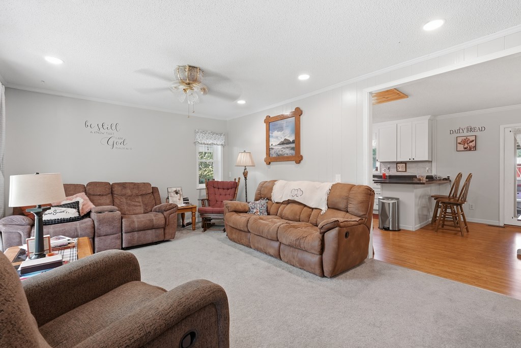 5759 Green Rd