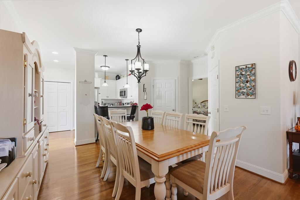 124 St James Place