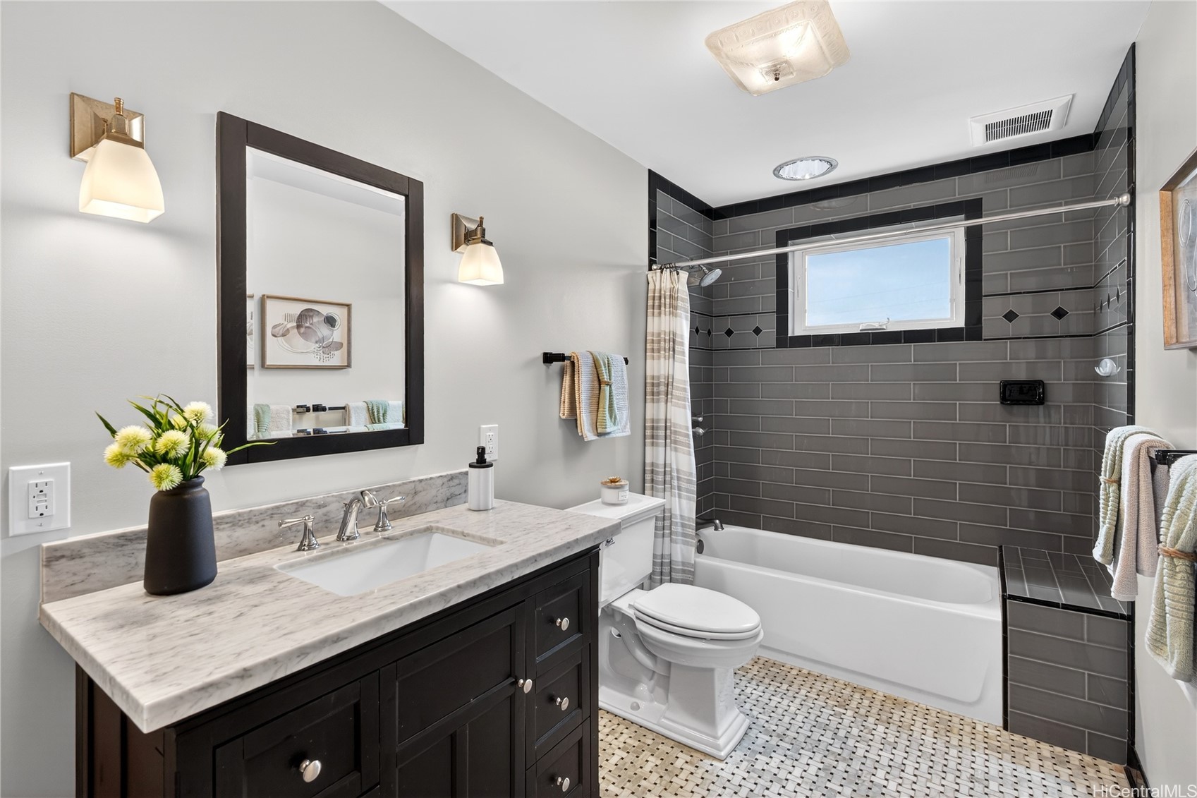 110 N Kalaheo Avenue A