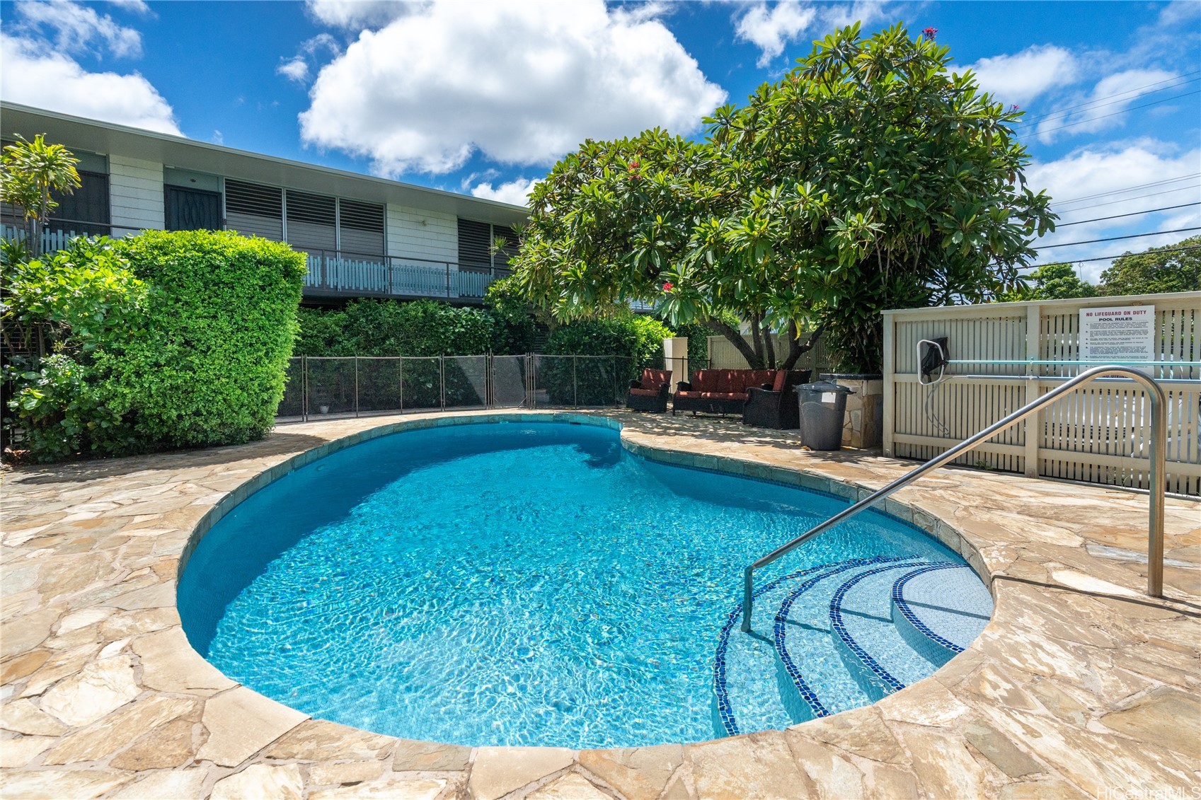 3824 Leahi Avenue 101