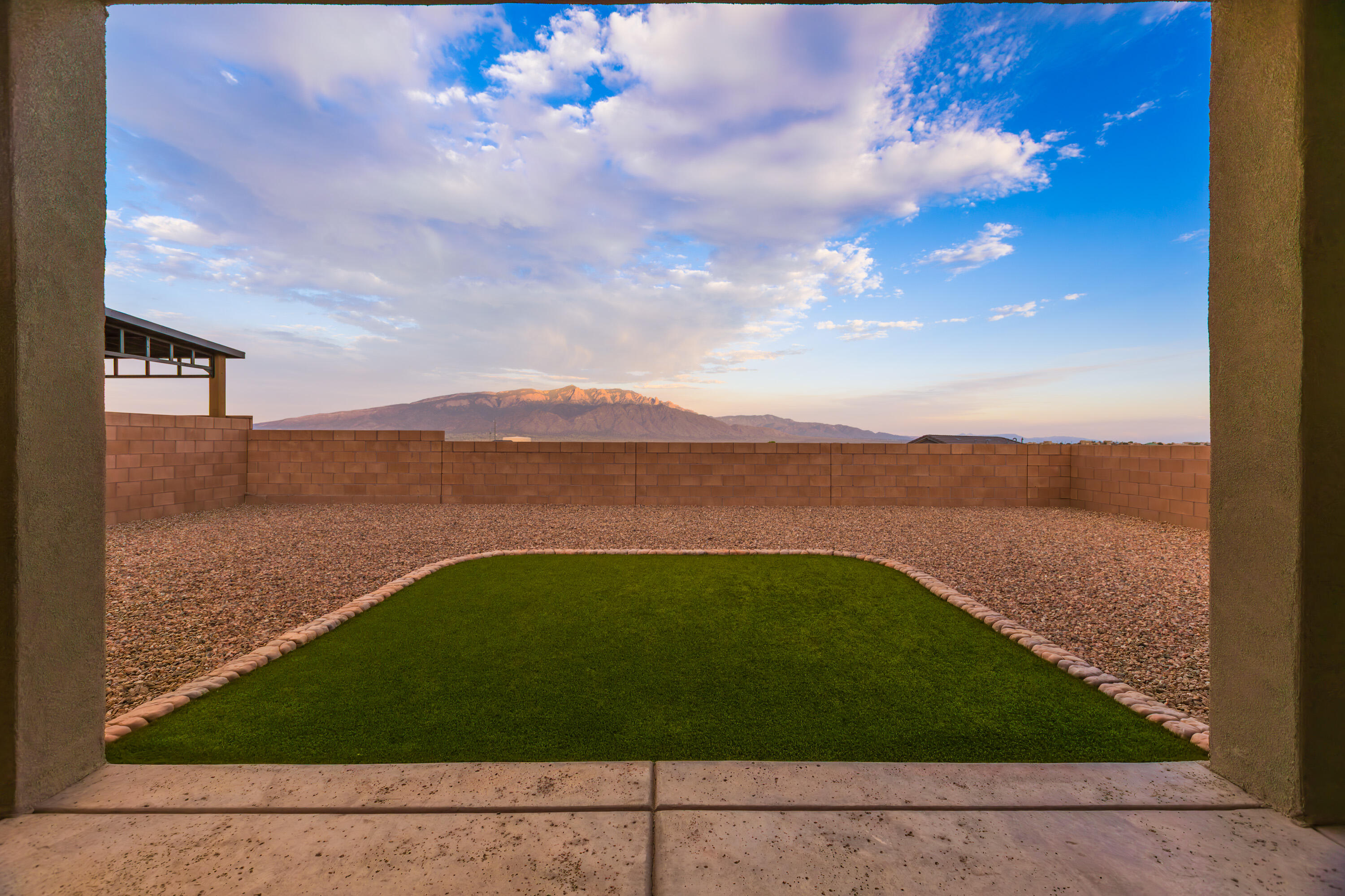 6858 Cleary Loop NE
