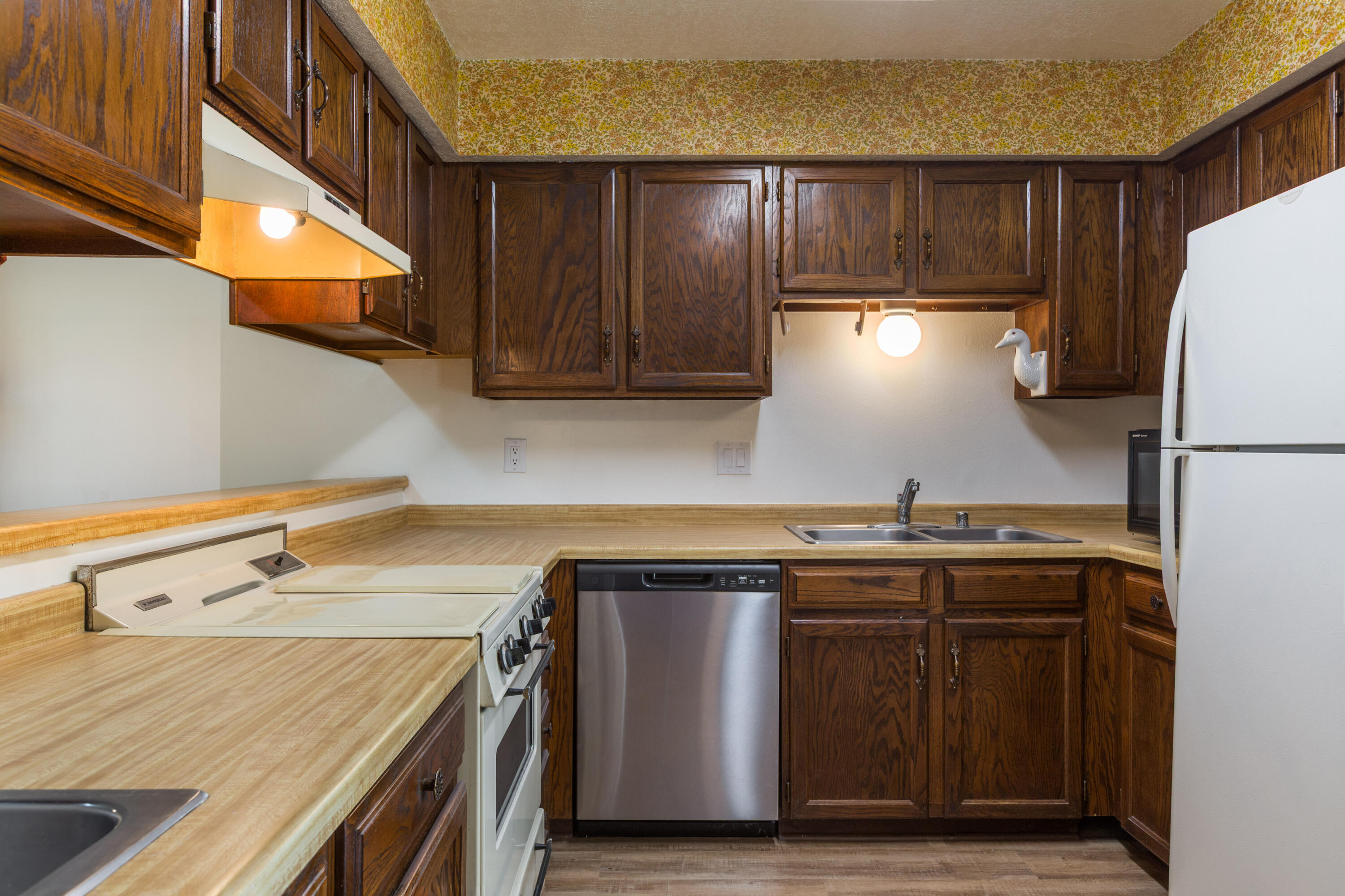 7401 Scotts Place NE