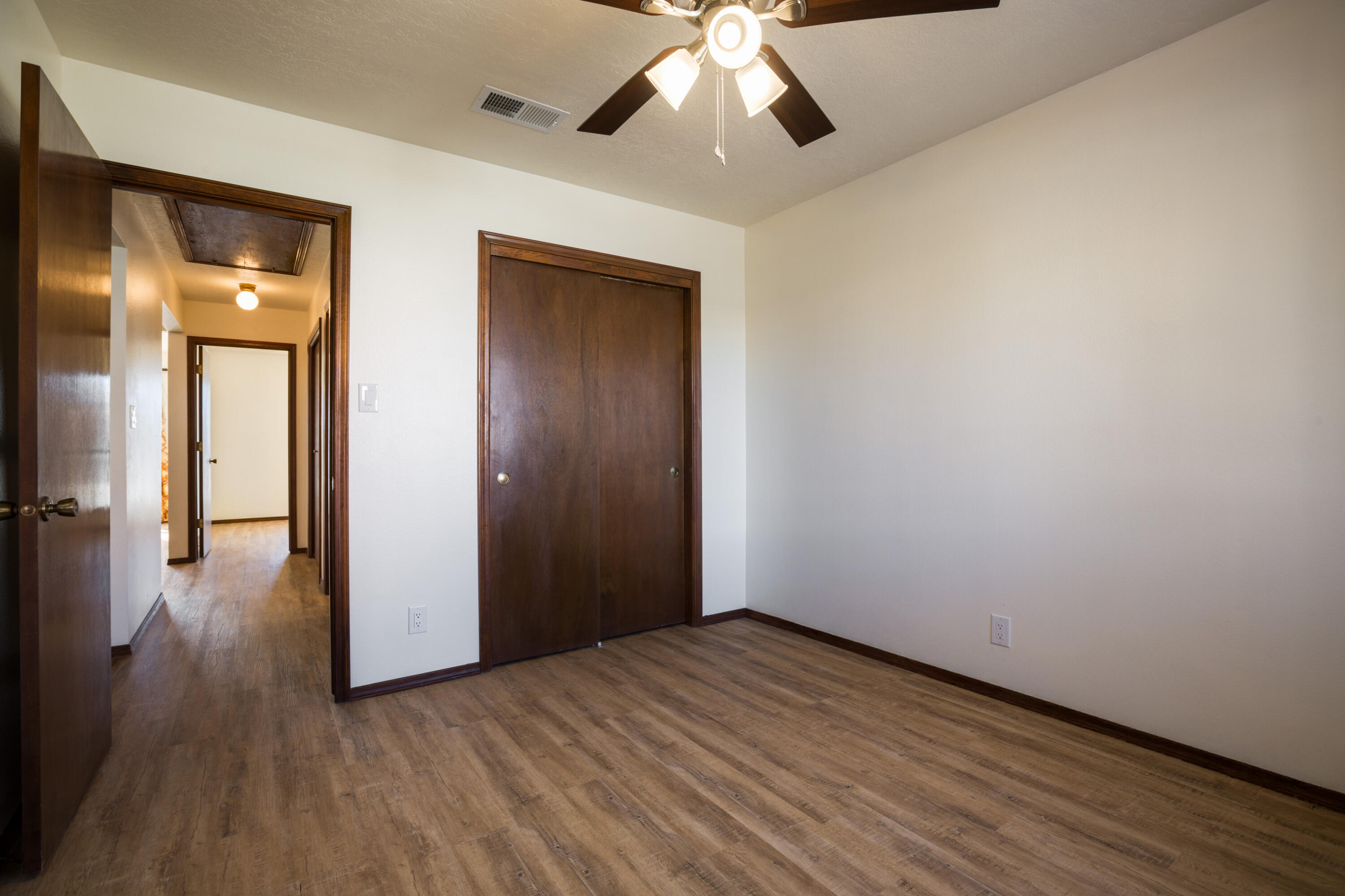 7401 Scotts Place NE