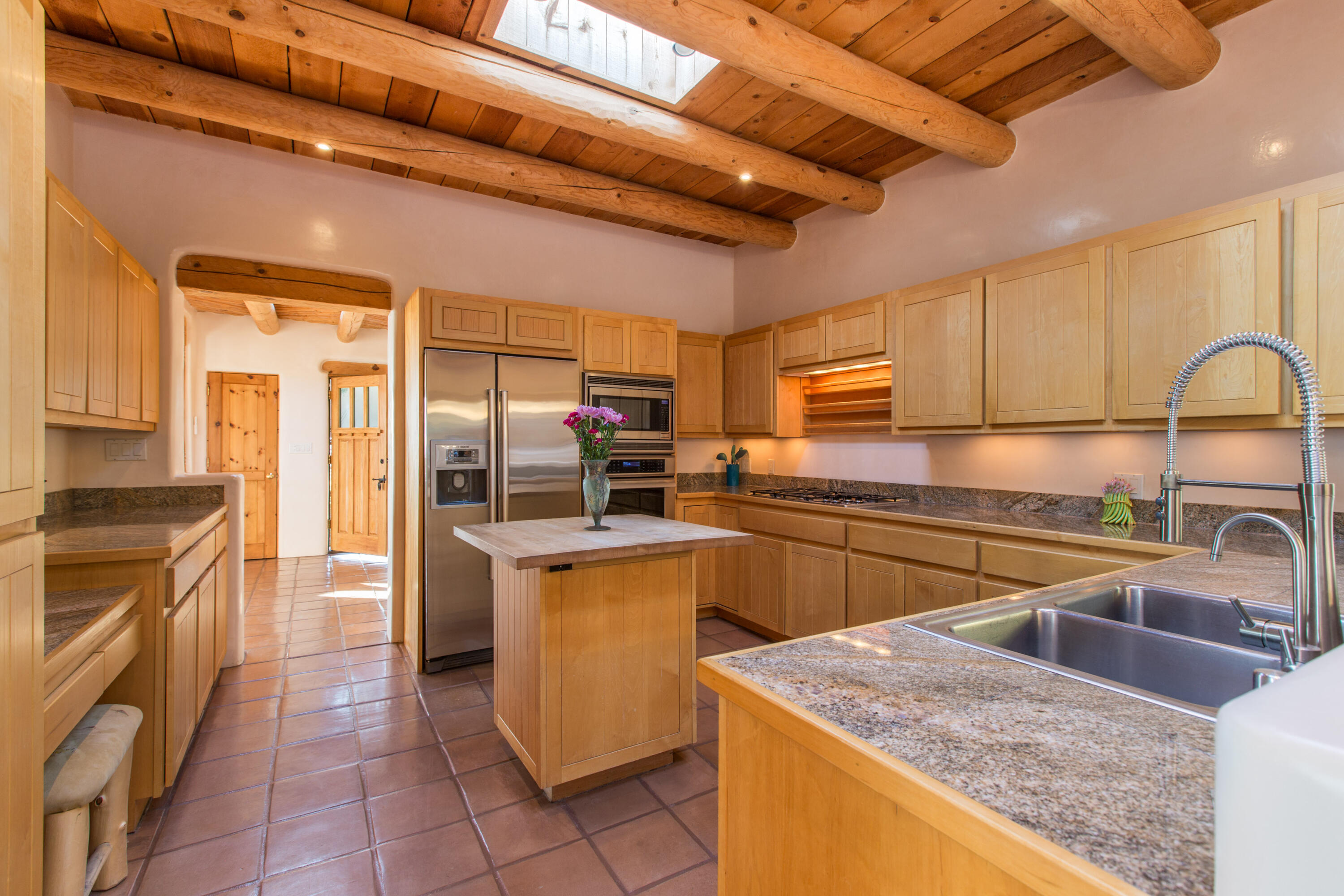 1301 Hummingbird Court