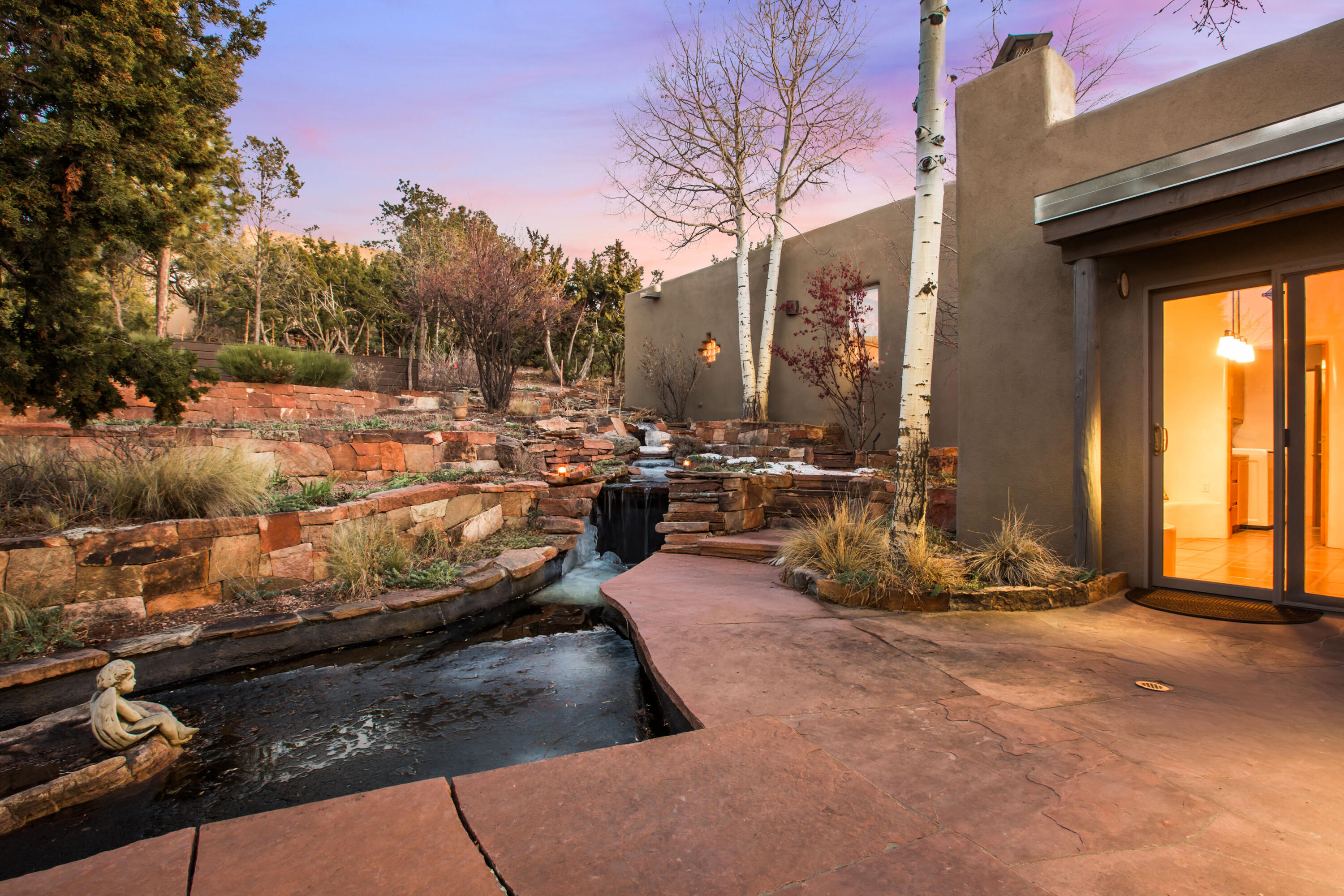 1301 Hummingbird Court