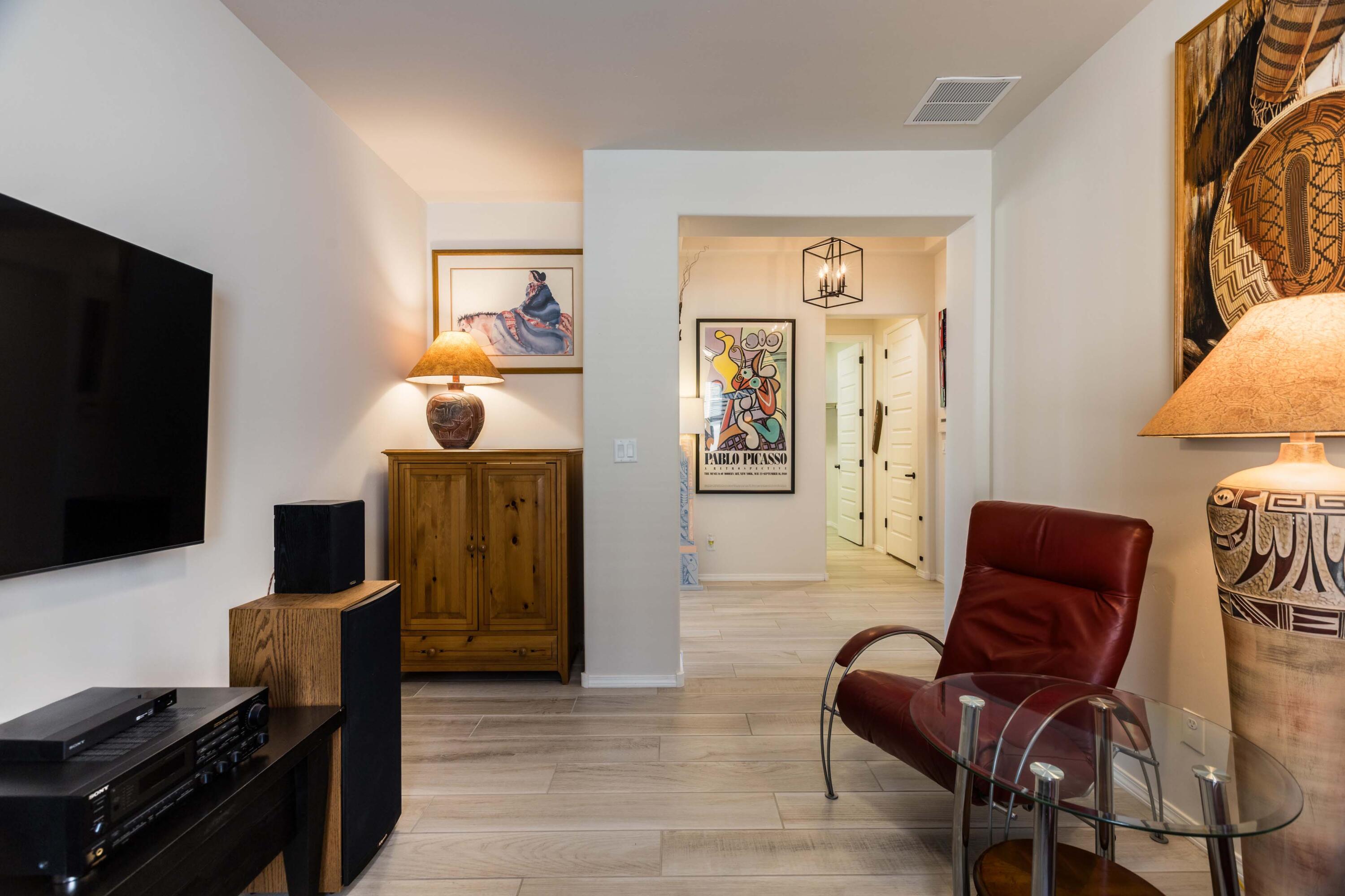 4337 Mountain Trail Loop NE