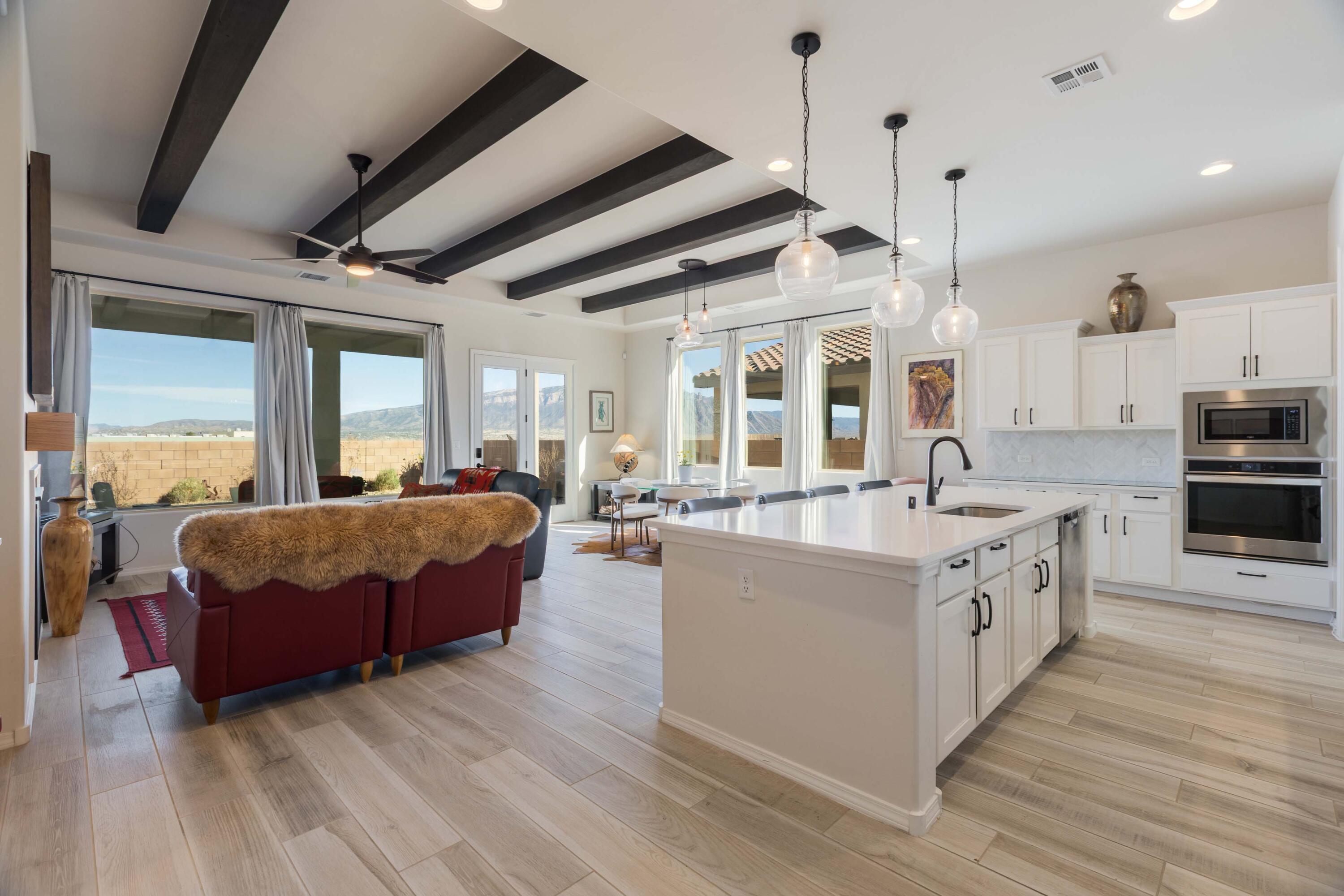 4337 Mountain Trail Loop NE