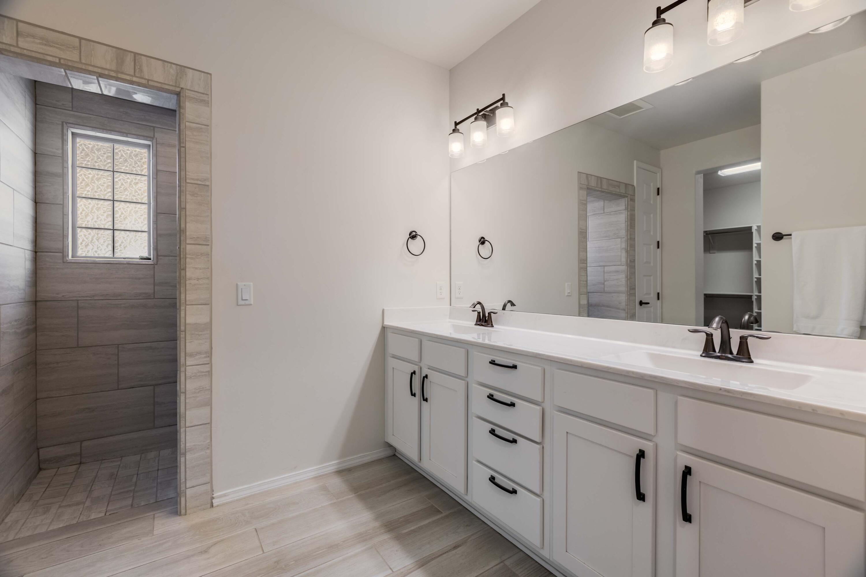 4337 Mountain Trail Loop NE