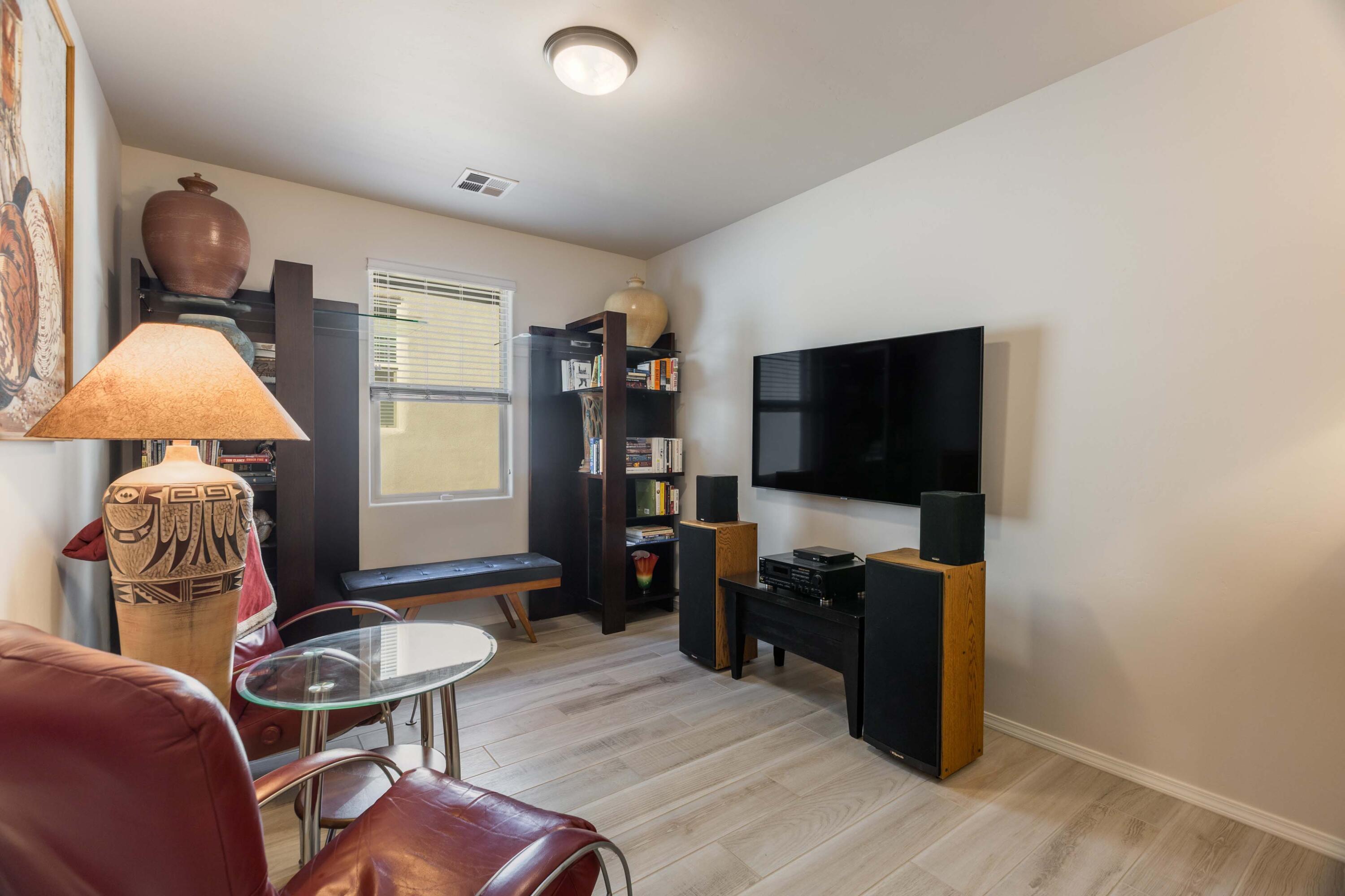 4337 Mountain Trail Loop NE