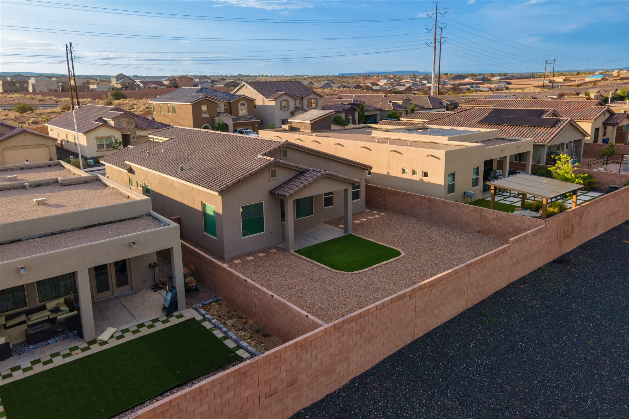 6858 Cleary Loop NE