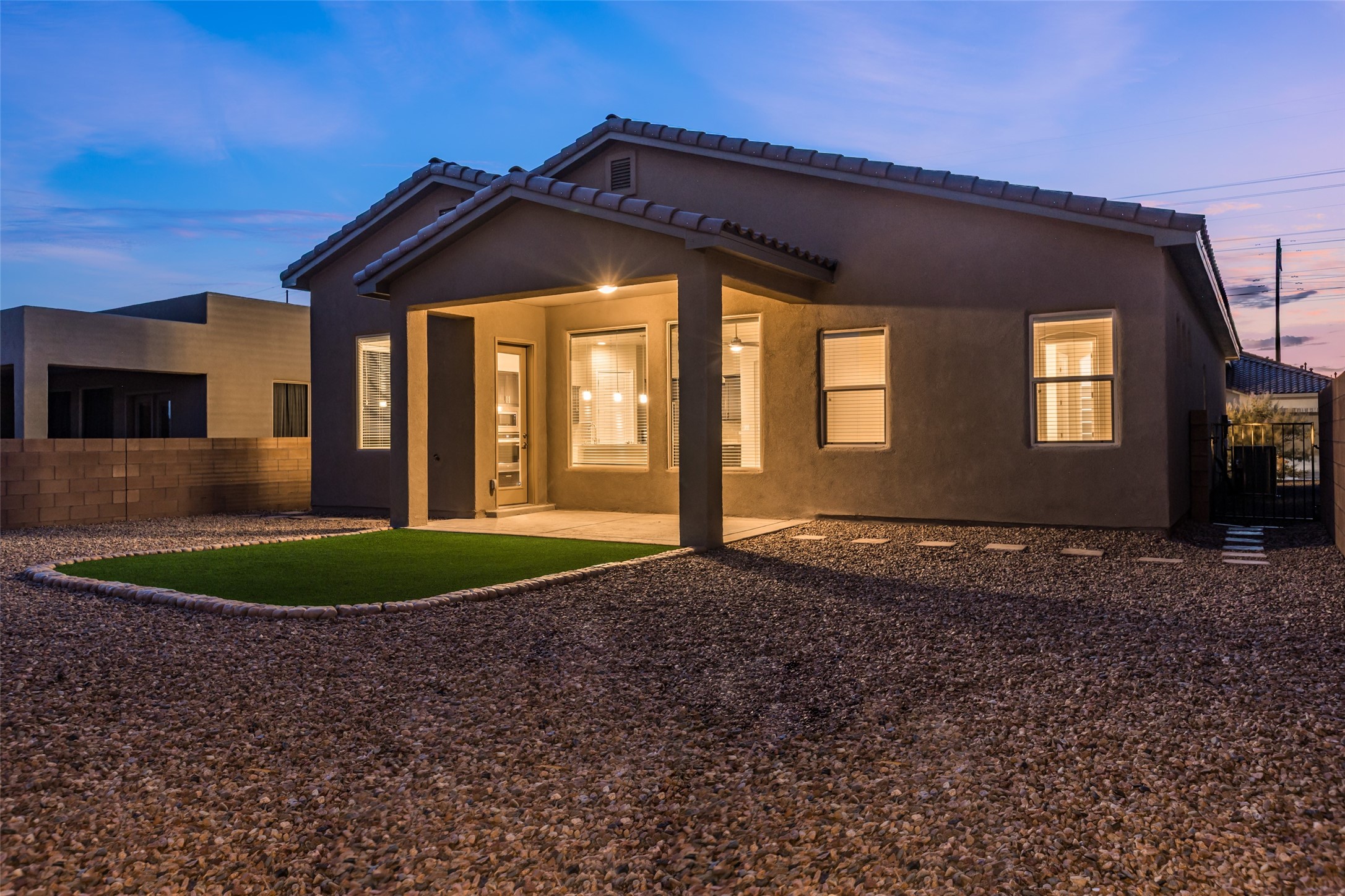 6858 Cleary Loop NE
