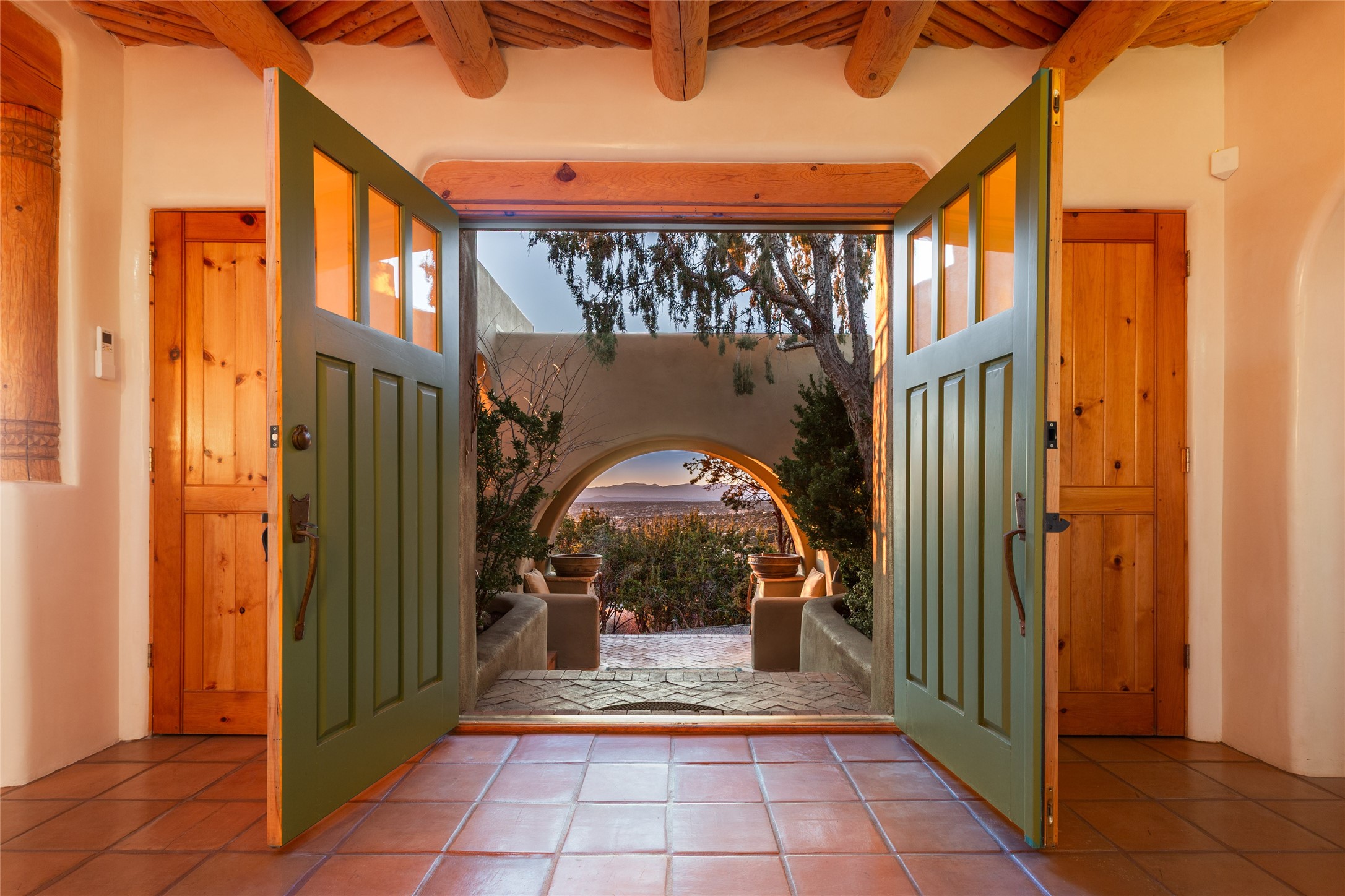 1301 Hummingbird Court