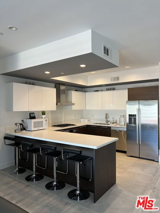 118 S Kenwood Street 302