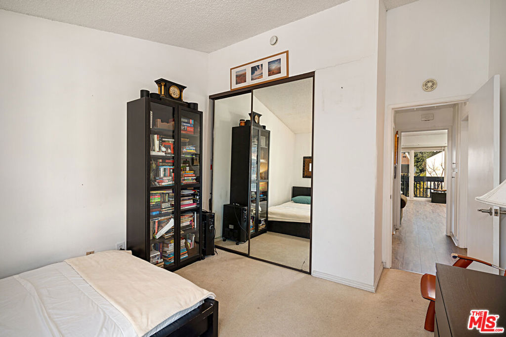 822 Camino Real 202