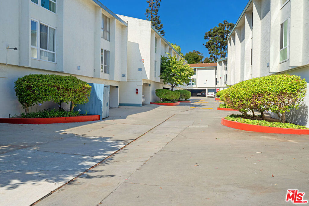 822 Camino Real 202