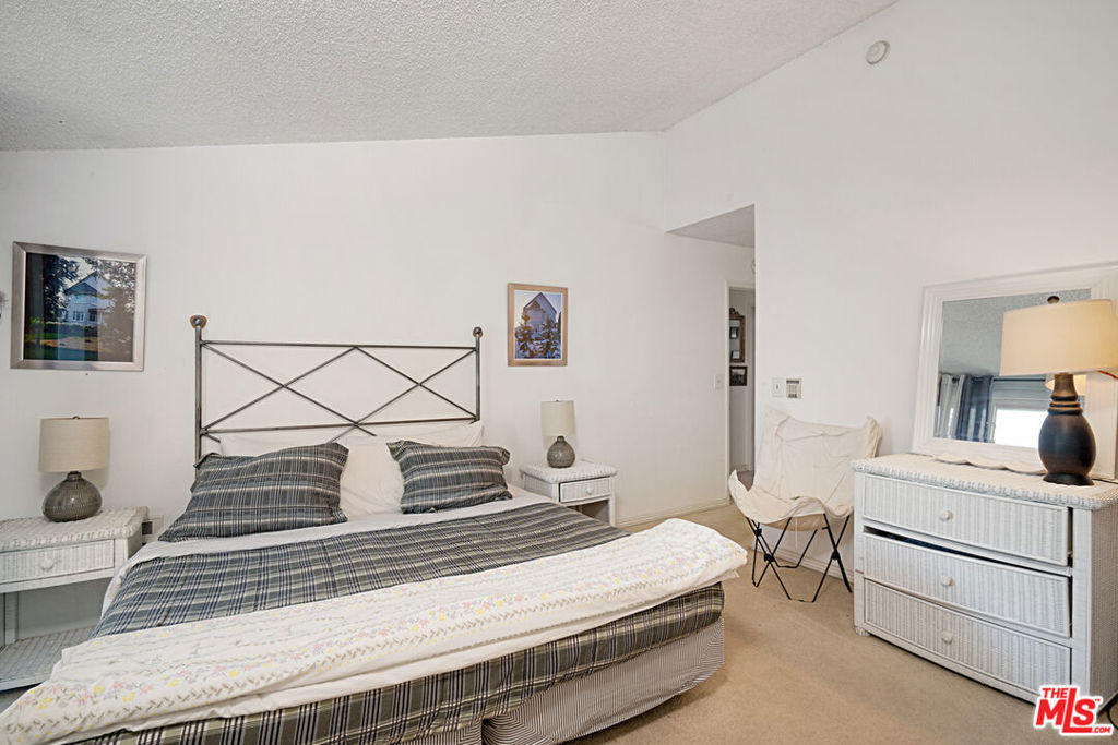 822 Camino Real 202
