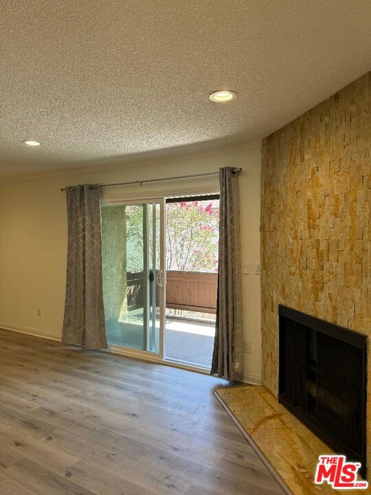 13112 Moorpark Street 1