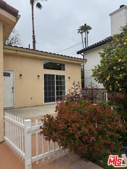 4501 Tobias Avenue back house