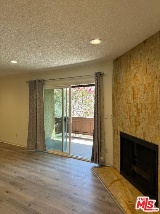 13112 Moorpark Street 1