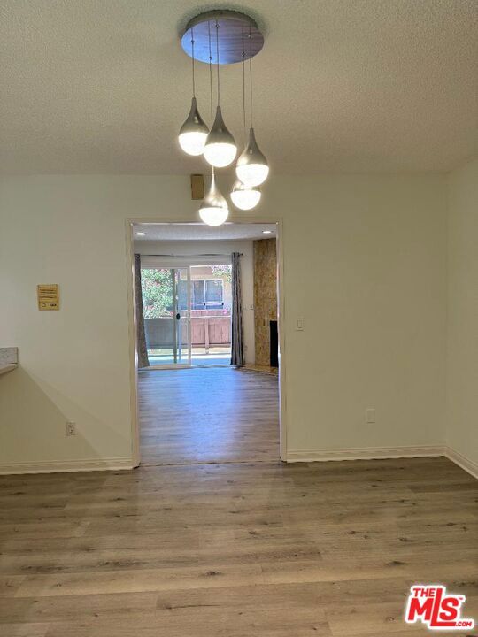 13112 Moorpark Street 1