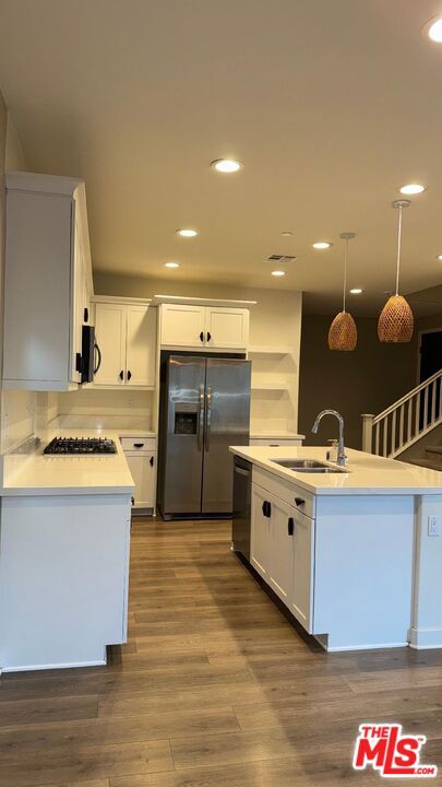 23212 W Canterbury Way