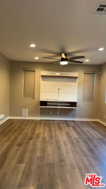 23212 W Canterbury Way