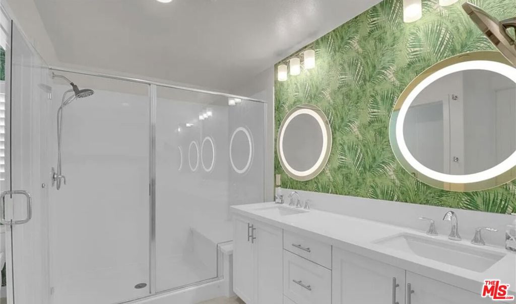 23212 W Canterbury Way