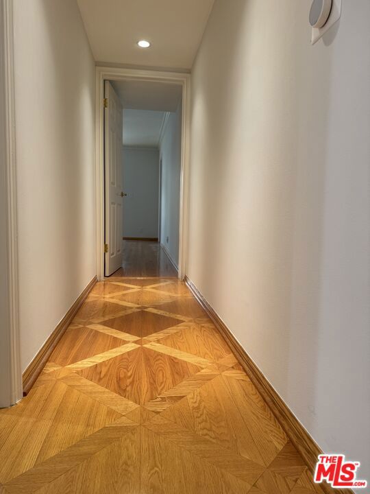 5412 Hazeltine Avenue